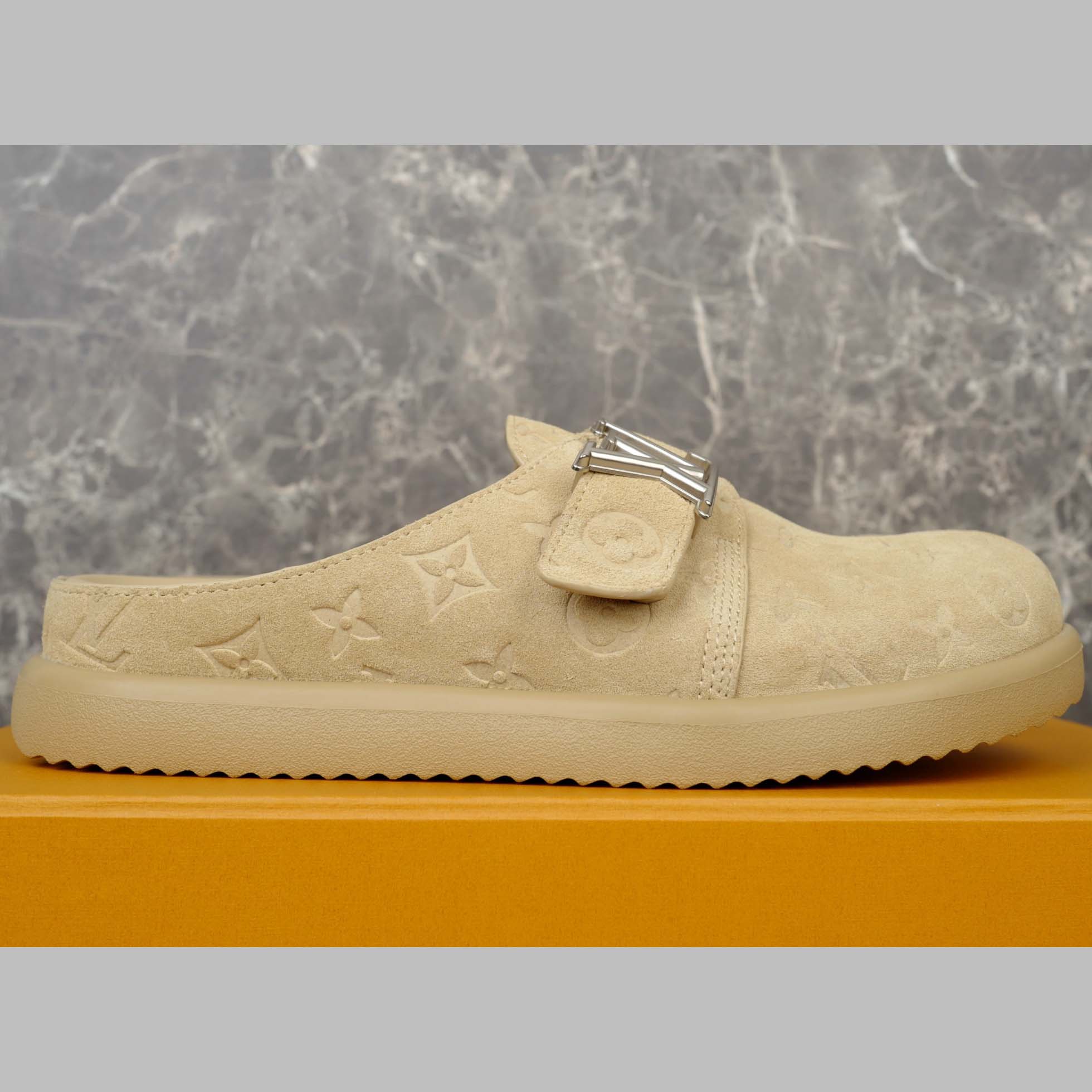 Louis Vuitton LV Easy Mule   1AHQR1 - DesignerGu