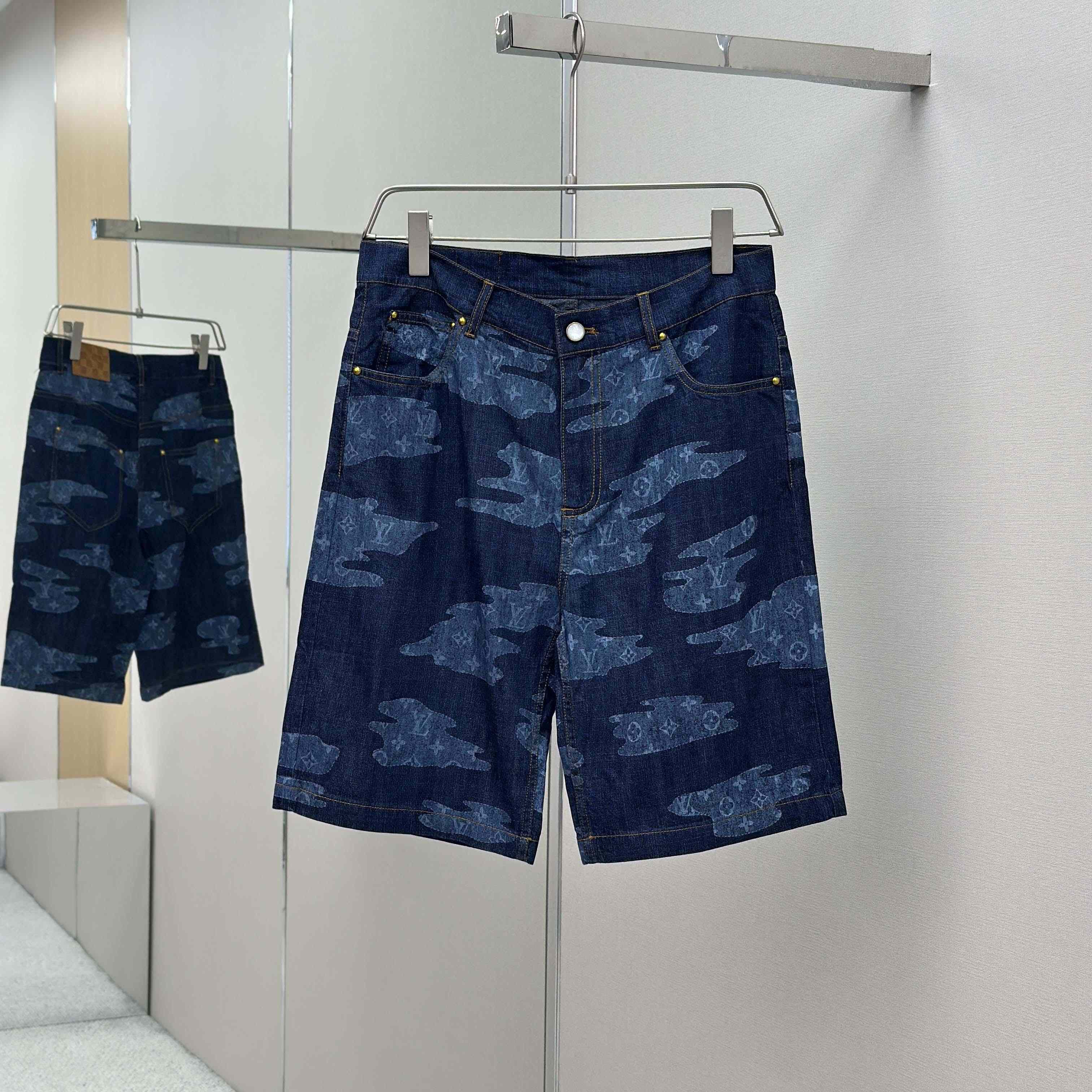 Louis Vuitton Monogram Chambray Shorts   1AILU6 - DesignerGu
