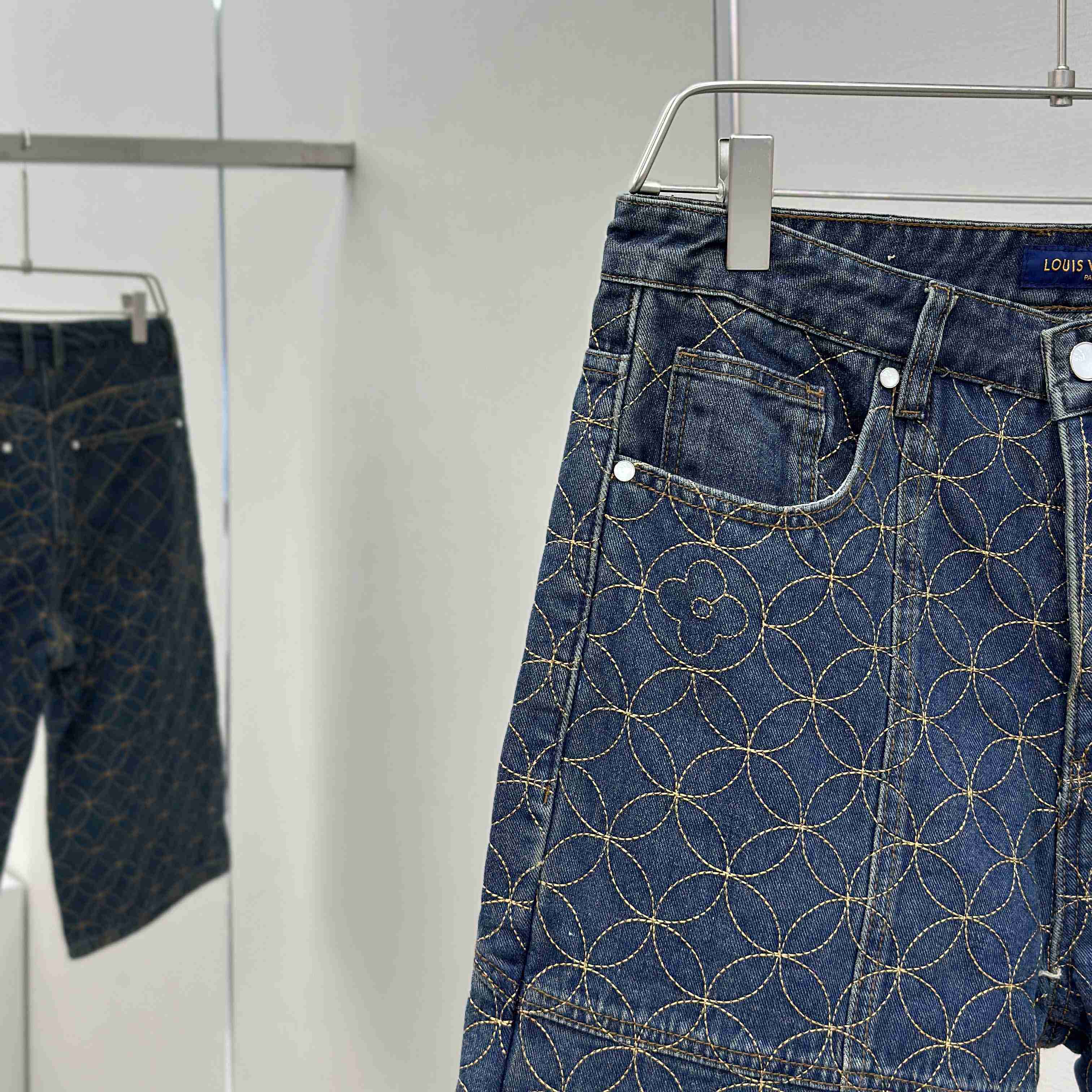 Louis Vuitton Embroidered Workwear Shorts   1AILVC - DesignerGu