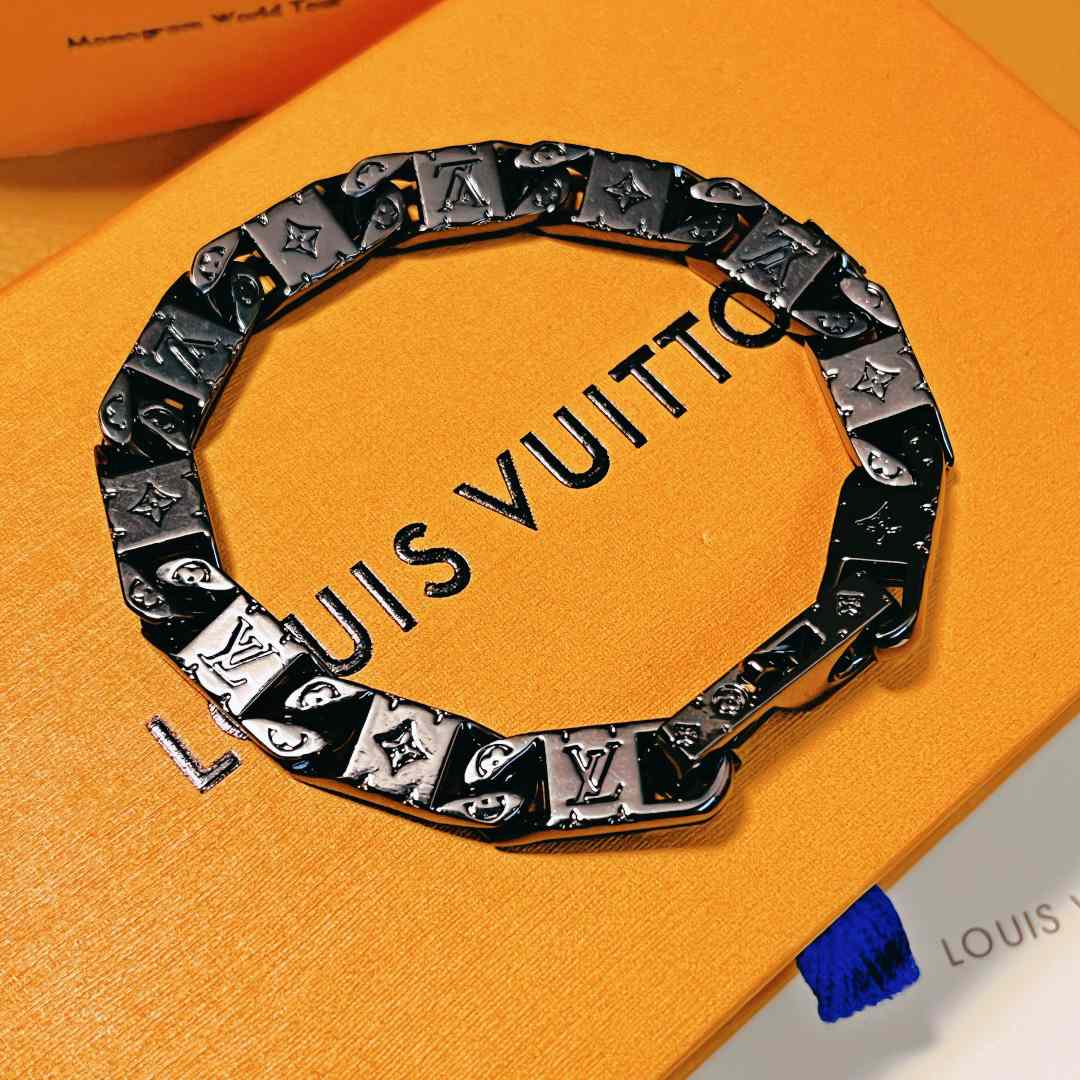 Louis Vuitton Monogram Bracelet - DesignerGu