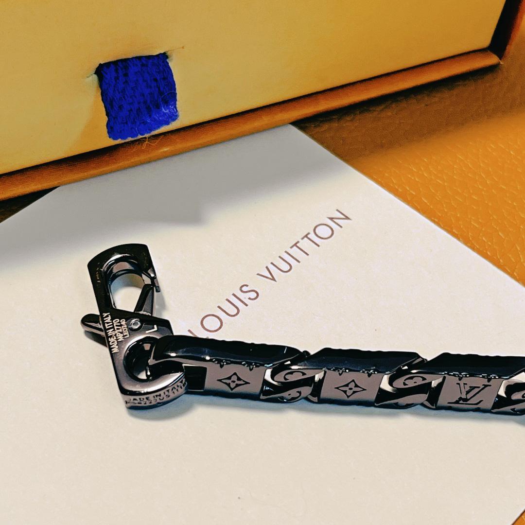 Louis Vuitton Monogram Bracelet - DesignerGu