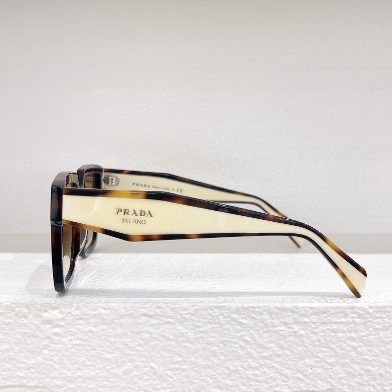 Prada OPR24ZS Sunglasses - DesignerGu