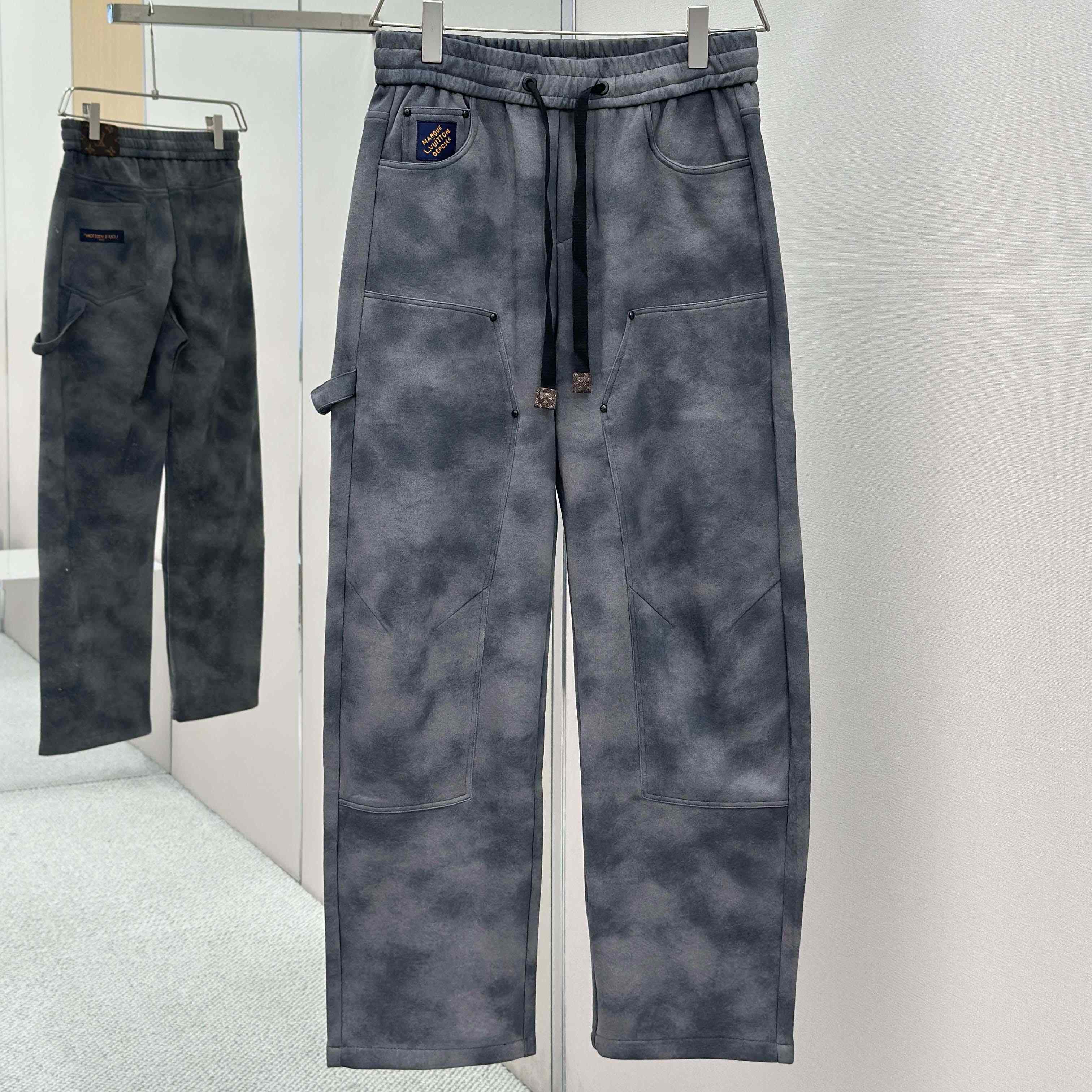 Louis Vuitton Cotton Pants - DesignerGu
