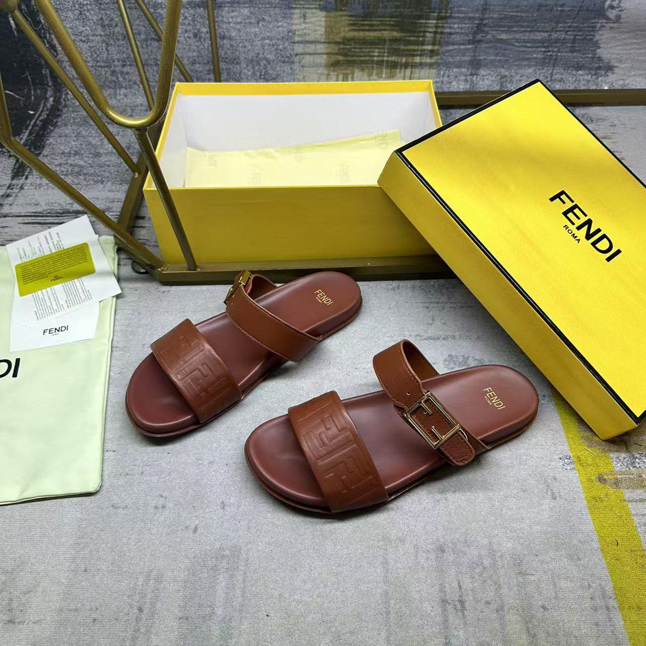 Fendi Feel Leather Double Strap Sandals - DesignerGu