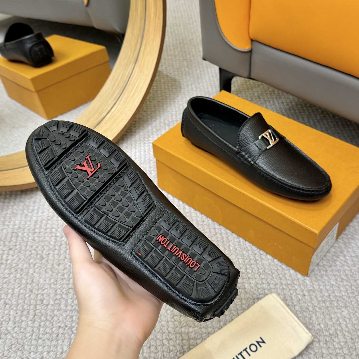 Louis Vuitton LV Silverstone Moccasin - DesignerGu