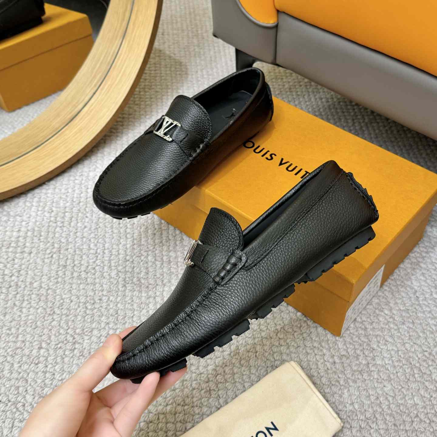 Louis Vuitton LV Silverstone Moccasin - DesignerGu