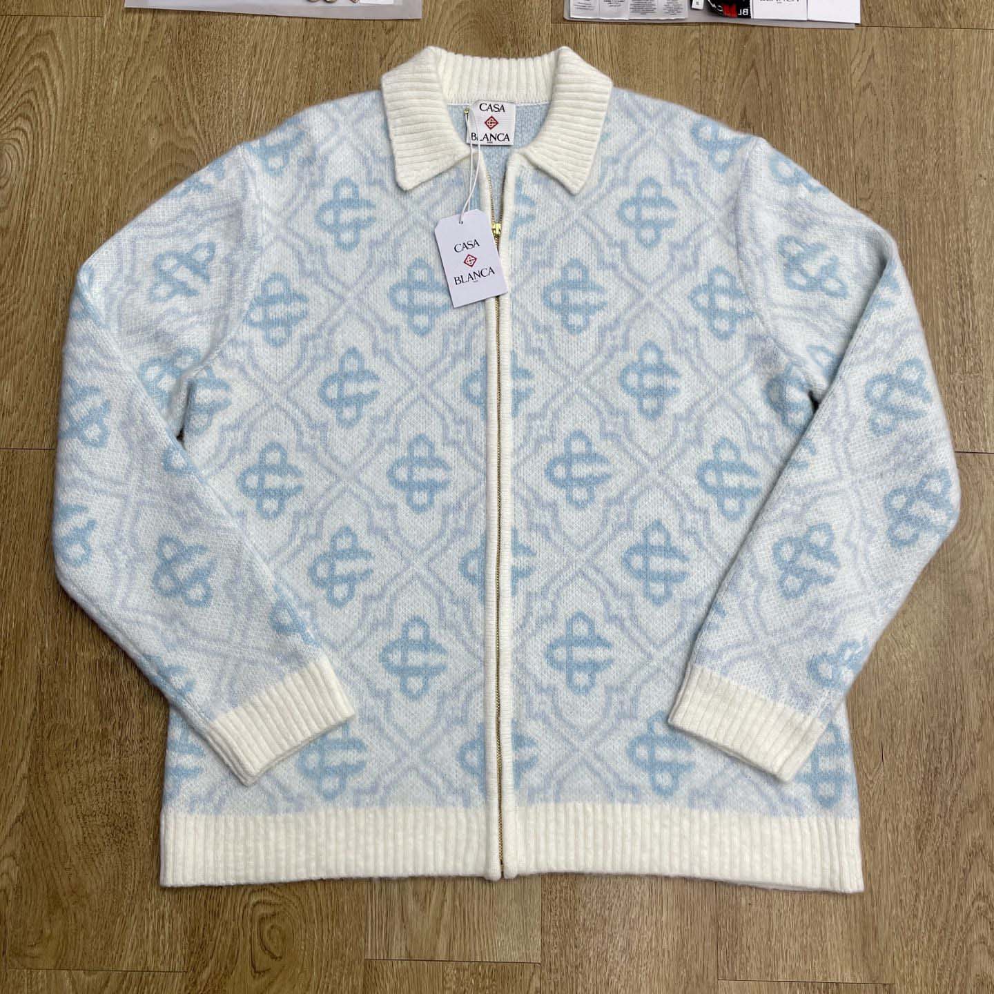 Casablanca Pattern Zip-up Cardigan   D0105 - DesignerGu