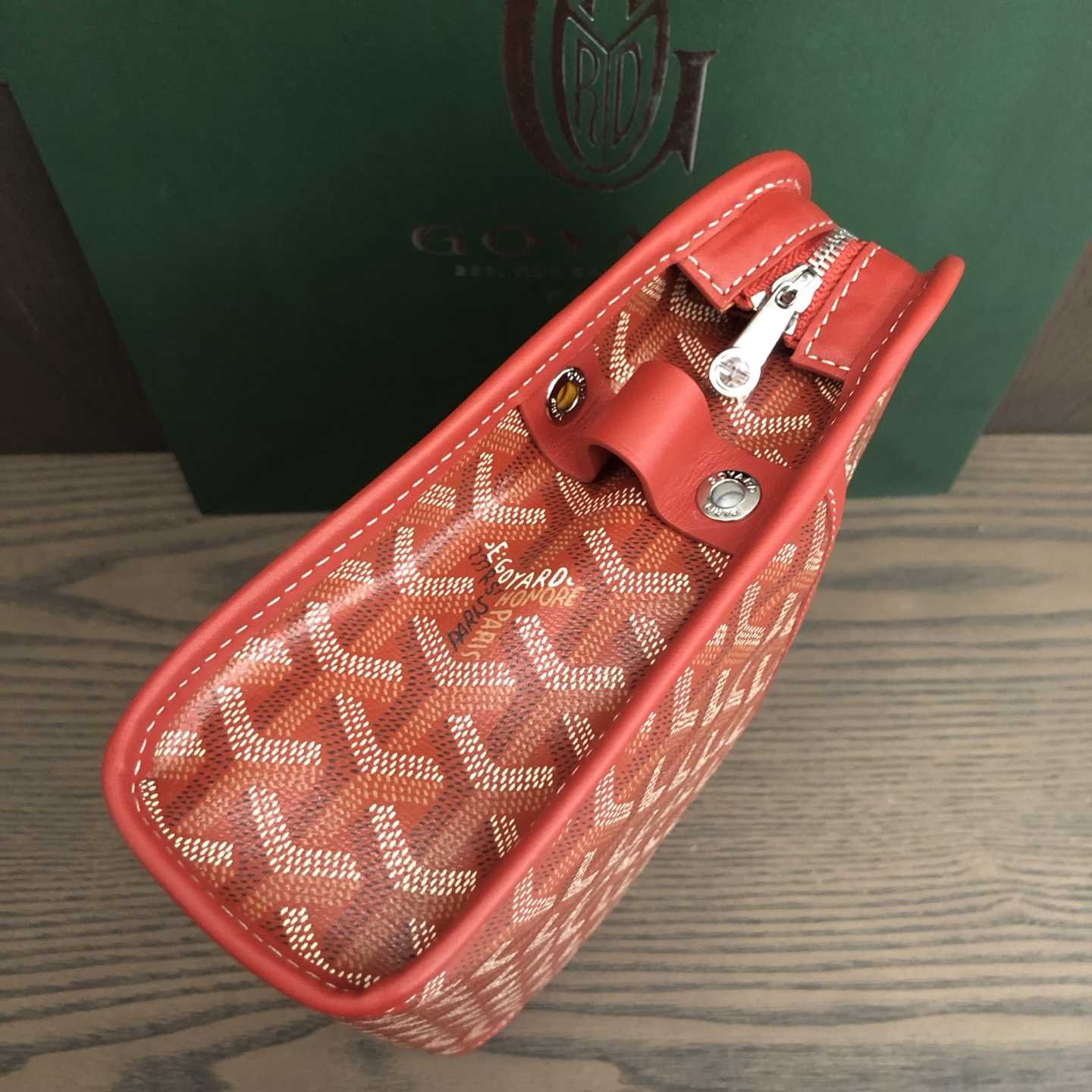Goyard Jouvence MM Toiletry Bag - DesignerGu