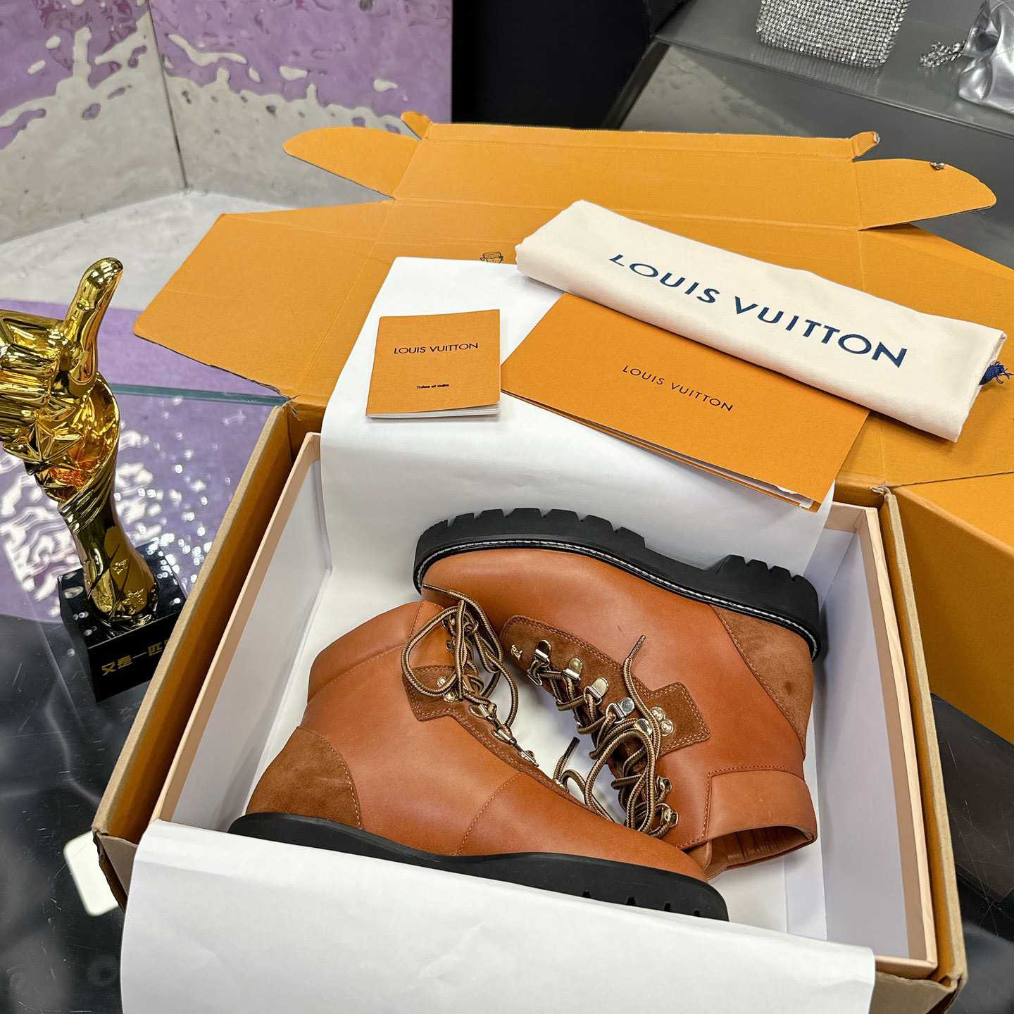 Louis Vuitton Territory Flat Ranger     1ACID8 - DesignerGu