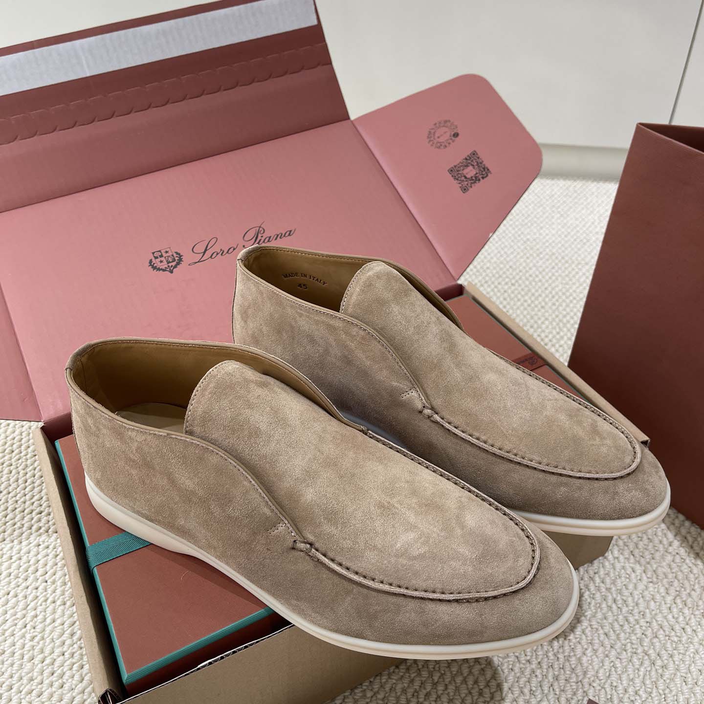 Loro Piana White Sole Summer Walk Loafers Loro Piana White Sole Summer Walk Loafers - DesignerGu