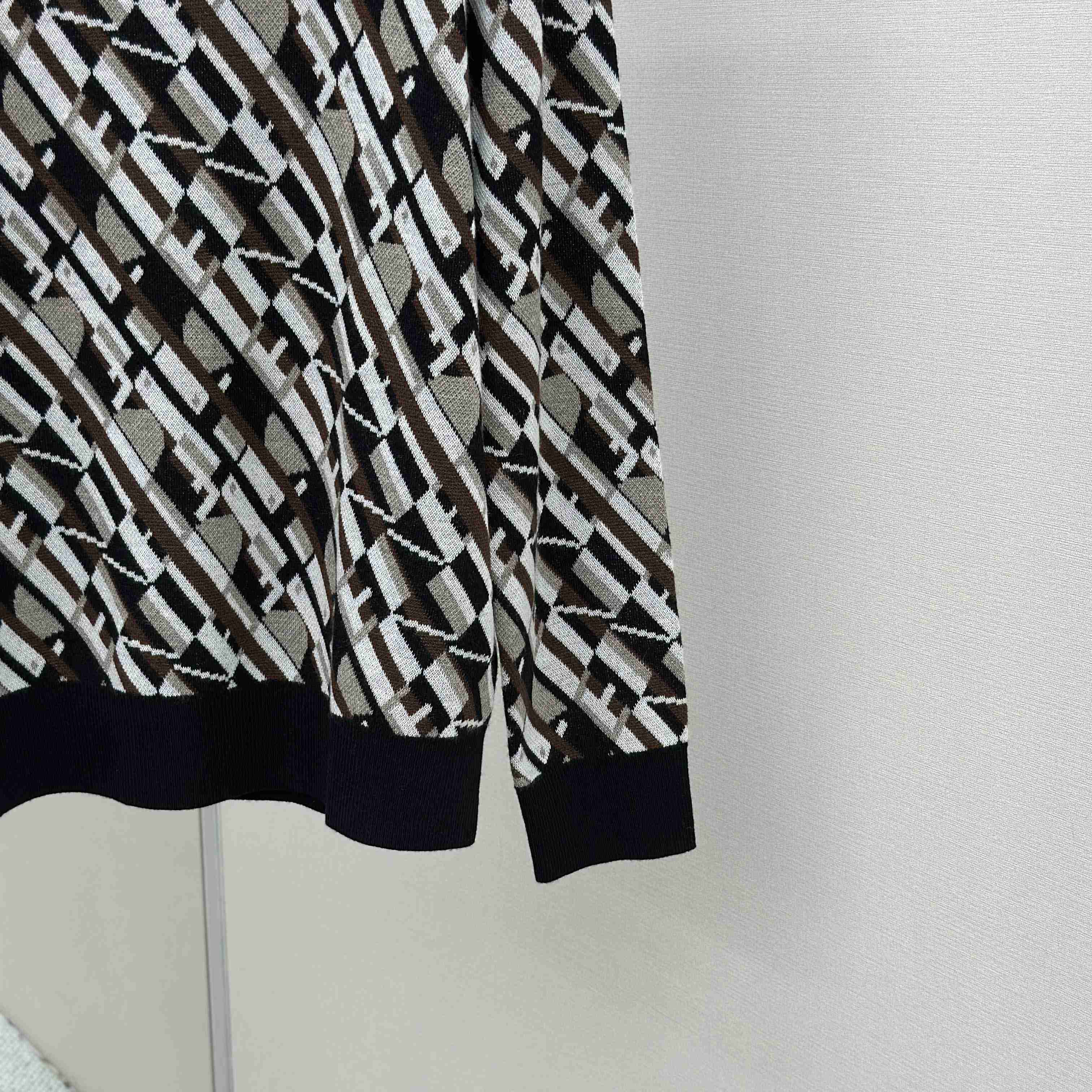 Fendi Multicolor Wool Jumper - DesignerGu