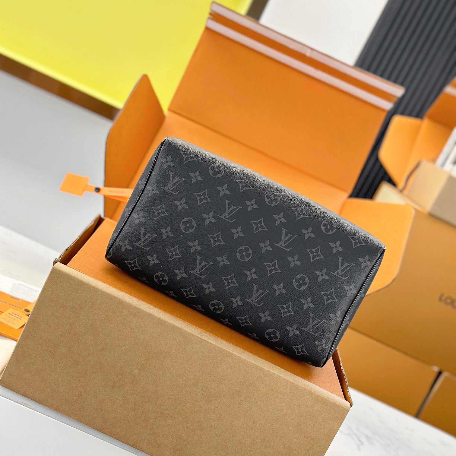 Louis Vuitton Speedy Soft 30   M15102 - DesignerGu