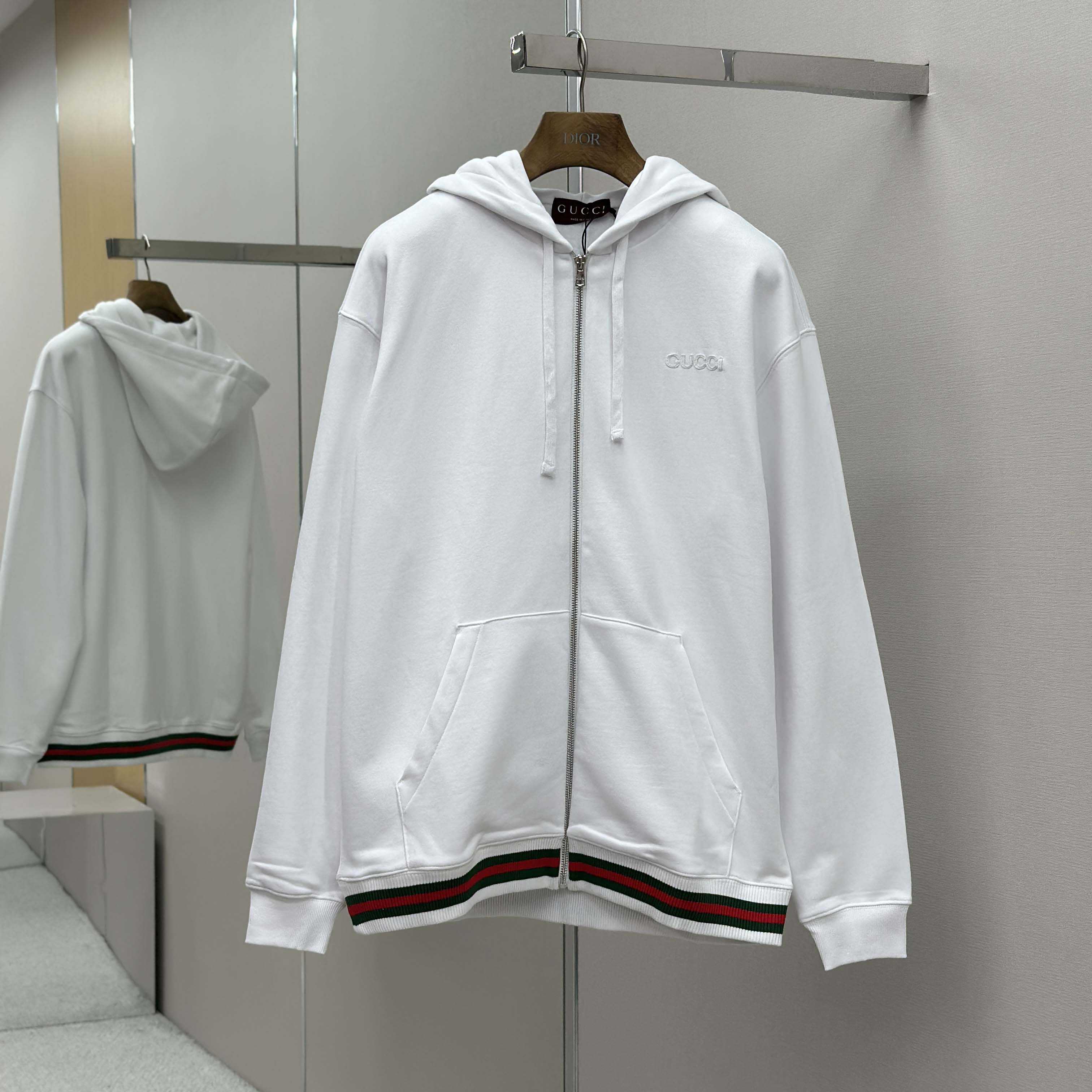 Gucci Cotton Jersey Sweatshirt With Web Gucci Cotton Jersey Sweatshirt With Web - DesignerGu