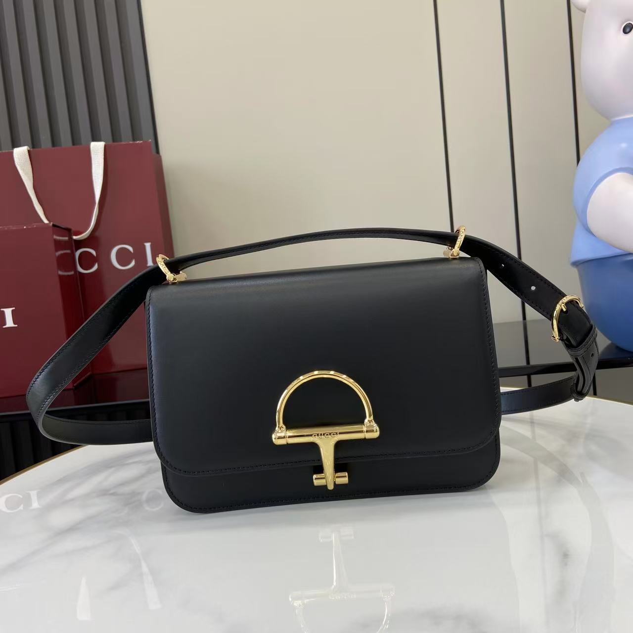 Gucci Siena Small Shoulder Bag Gucci Siena Small Shoulder Bag - DesignerGu