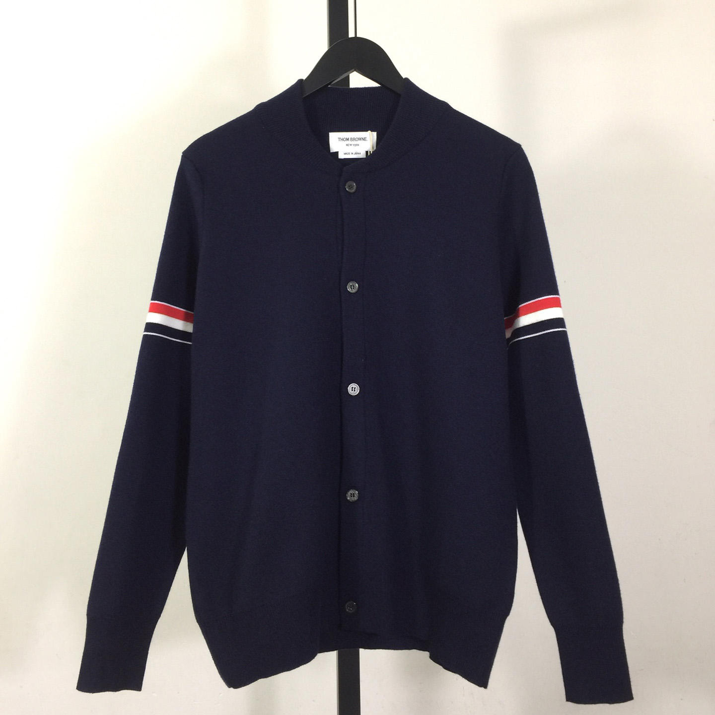 Thom Browne 4-Bar Cardigan Thom Browne 4-Bar Cardigan - DesignerGu
