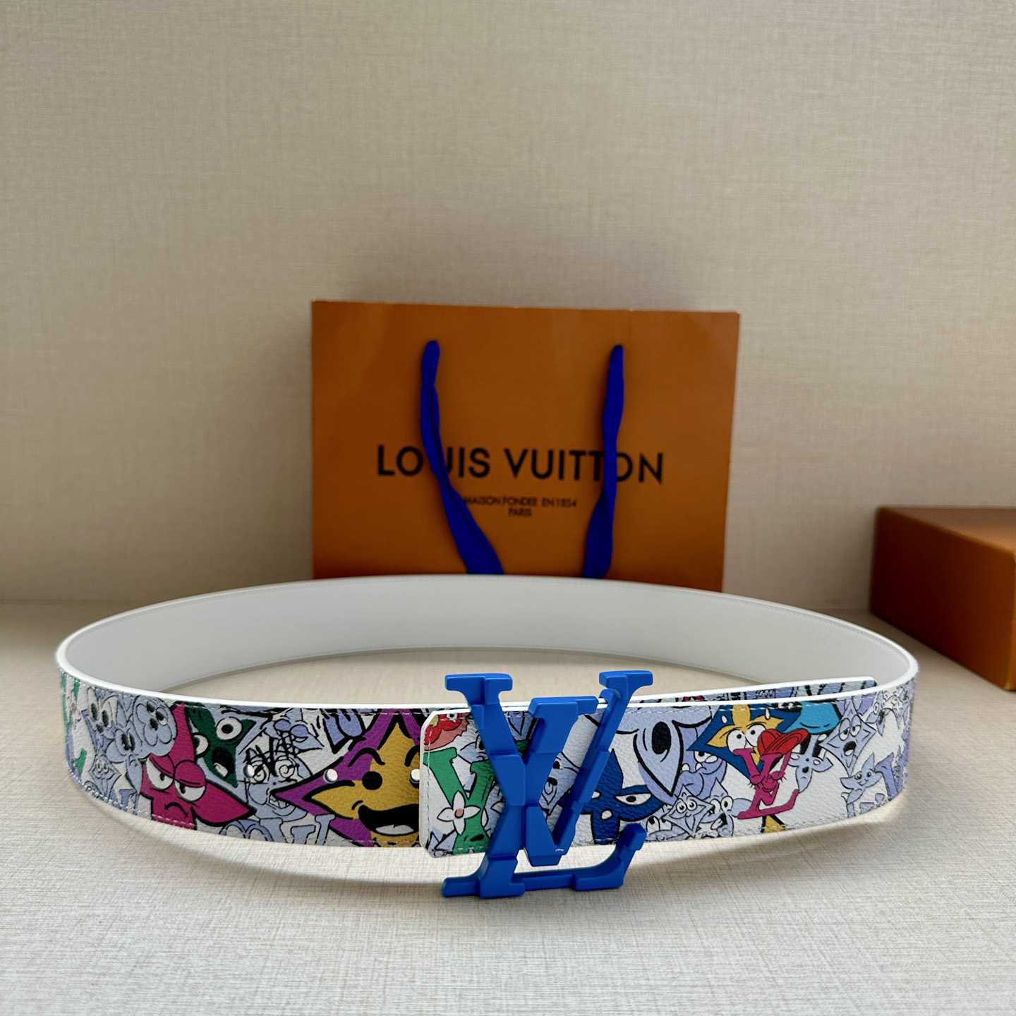 Louis Vuitton LV Initiales 40mm Reversible Belt   Louis Vuitton LV Initiales 40mm Reversible Belt   - DesignerGu