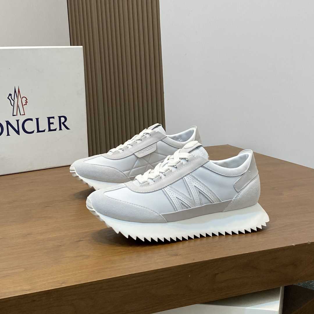 Moncler Pacey2 Suede & Nubuck Trainers Moncler Pacey2 Suede & Nubuck Trainers - DesignerGu