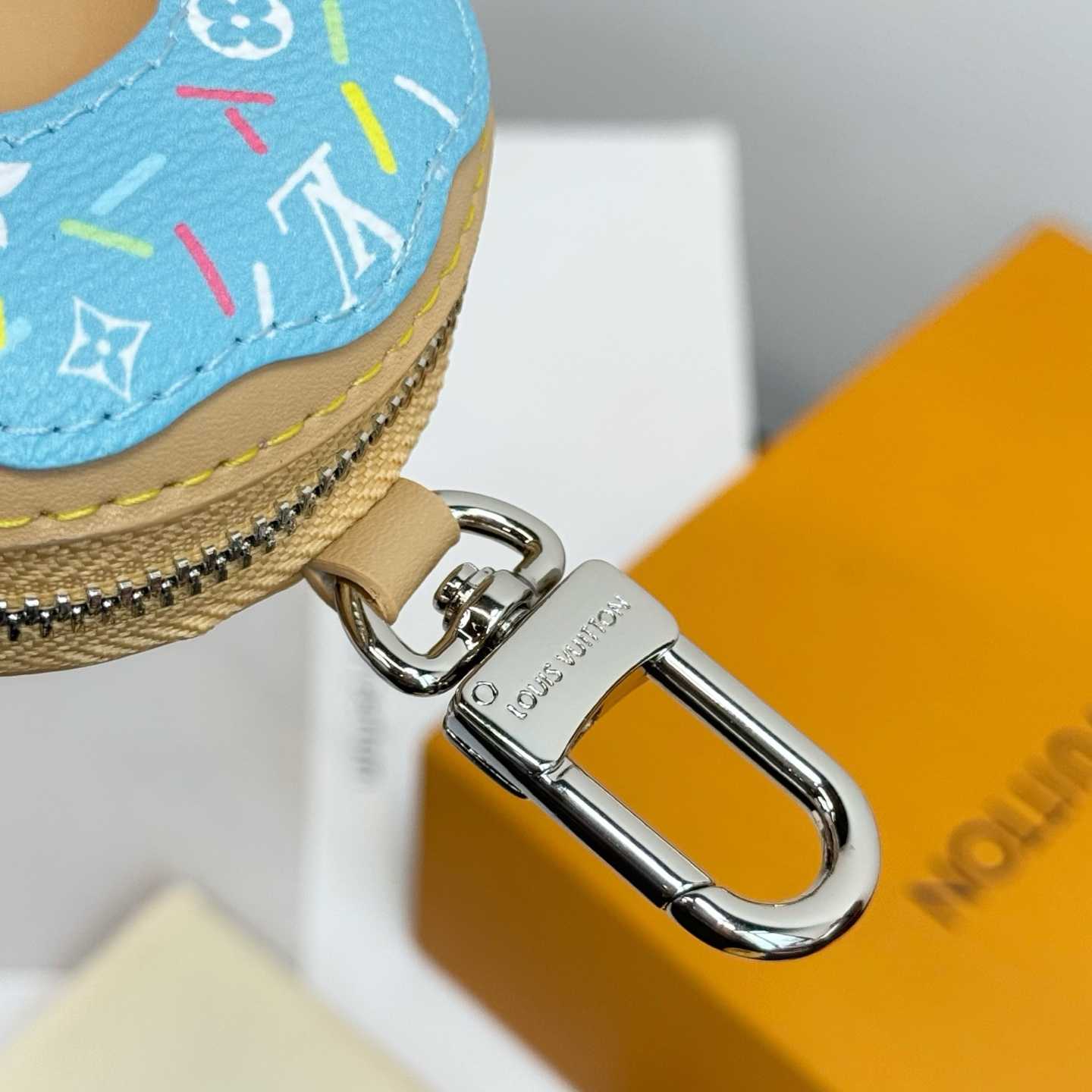 Louis Vuitton LV Donut Bag Charm    - DesignerGu