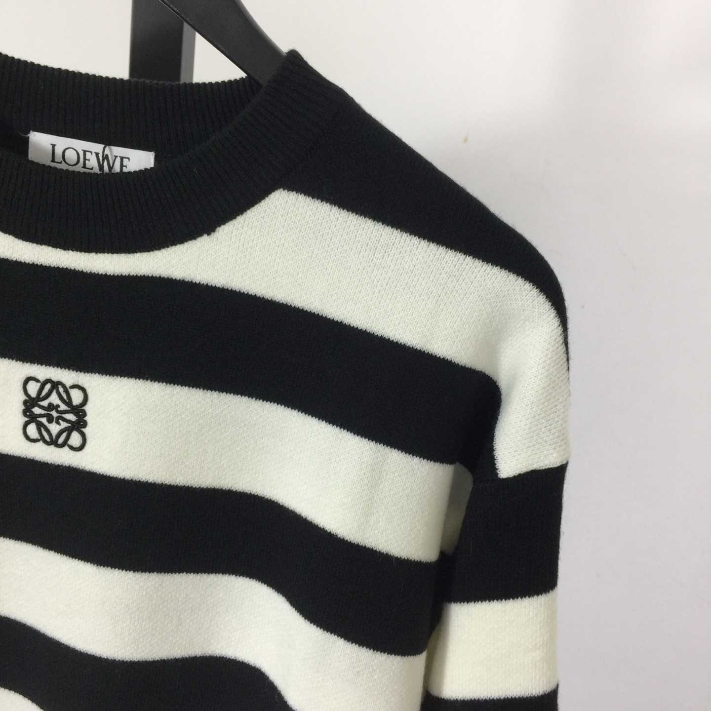 Loewe Sweater In Wool - DesignerGu