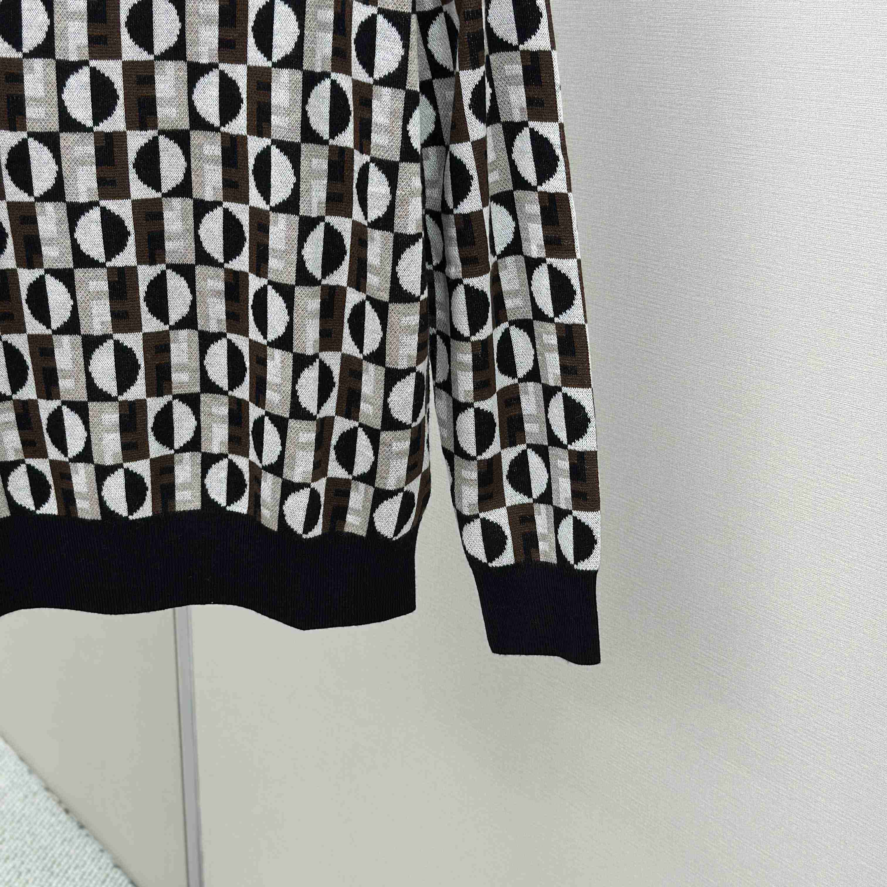 Fendi Multicolour Wool Jumper - DesignerGu