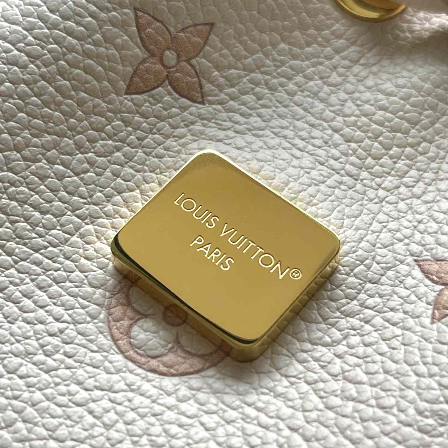 Louis Vuitton Nano Noé Backpack   M13656 - DesignerGu