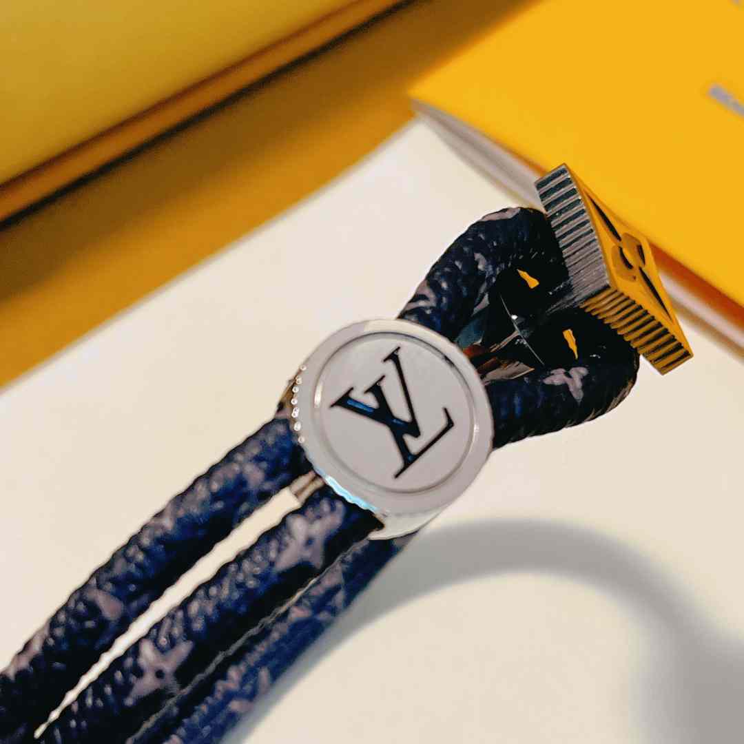 Louis Vuitton Catch It Bracelet   M8111 - DesignerGu