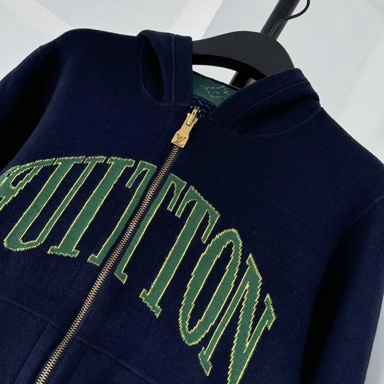 Louis Vuitton Monogram Double Face Reversible Hoodie    1AIJZ5 - DesignerGu