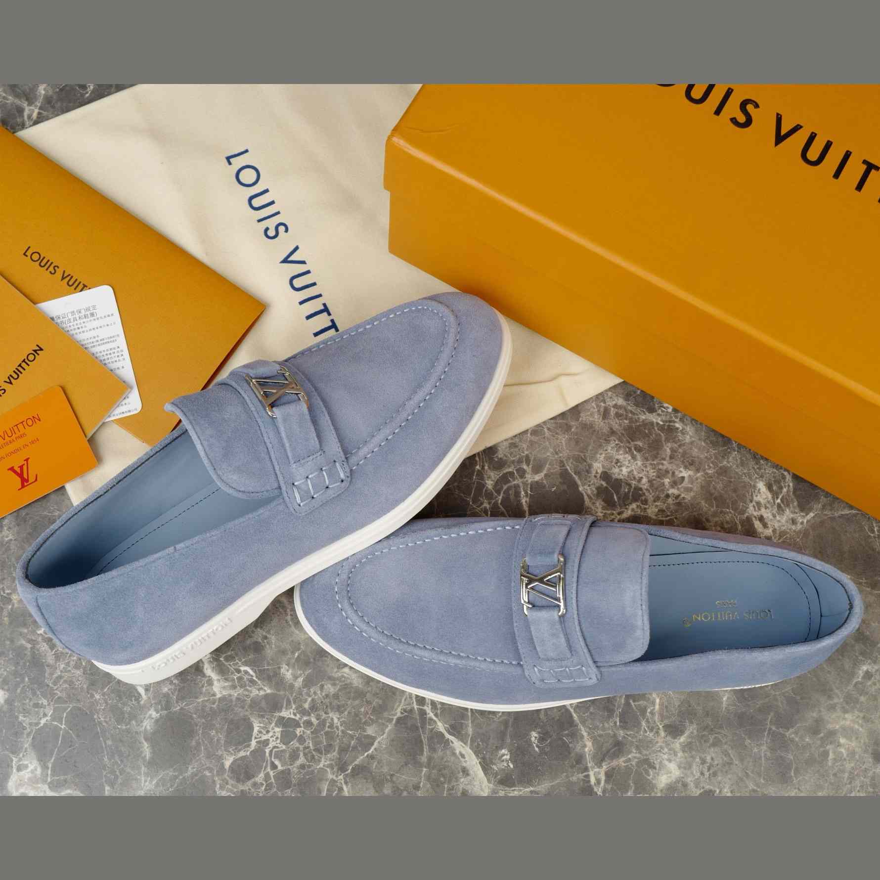 Louis Vuitton Estate Loafers   1AHRCN - DesignerGu
