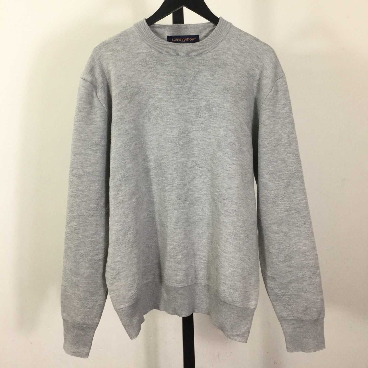 Louis Vuitton Monogram Embossed Pullover   1AIWG4 - DesignerGu