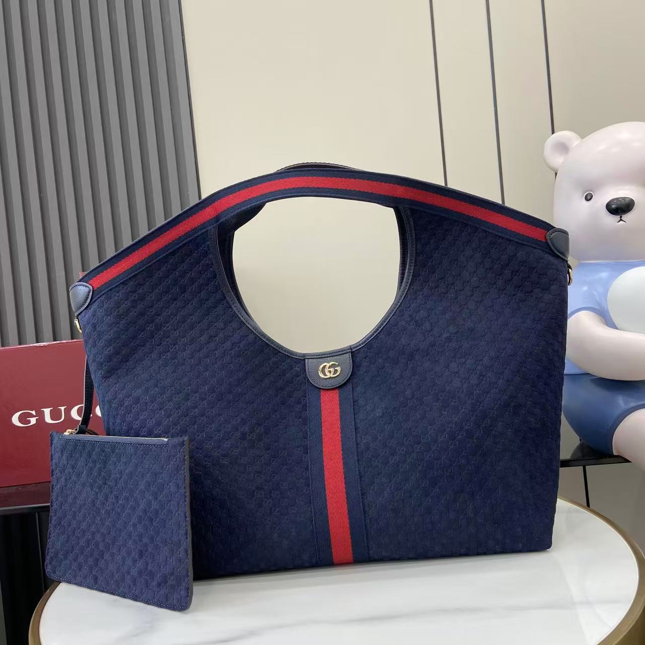 Gucci Giglio Large Tote Bag - DesignerGu