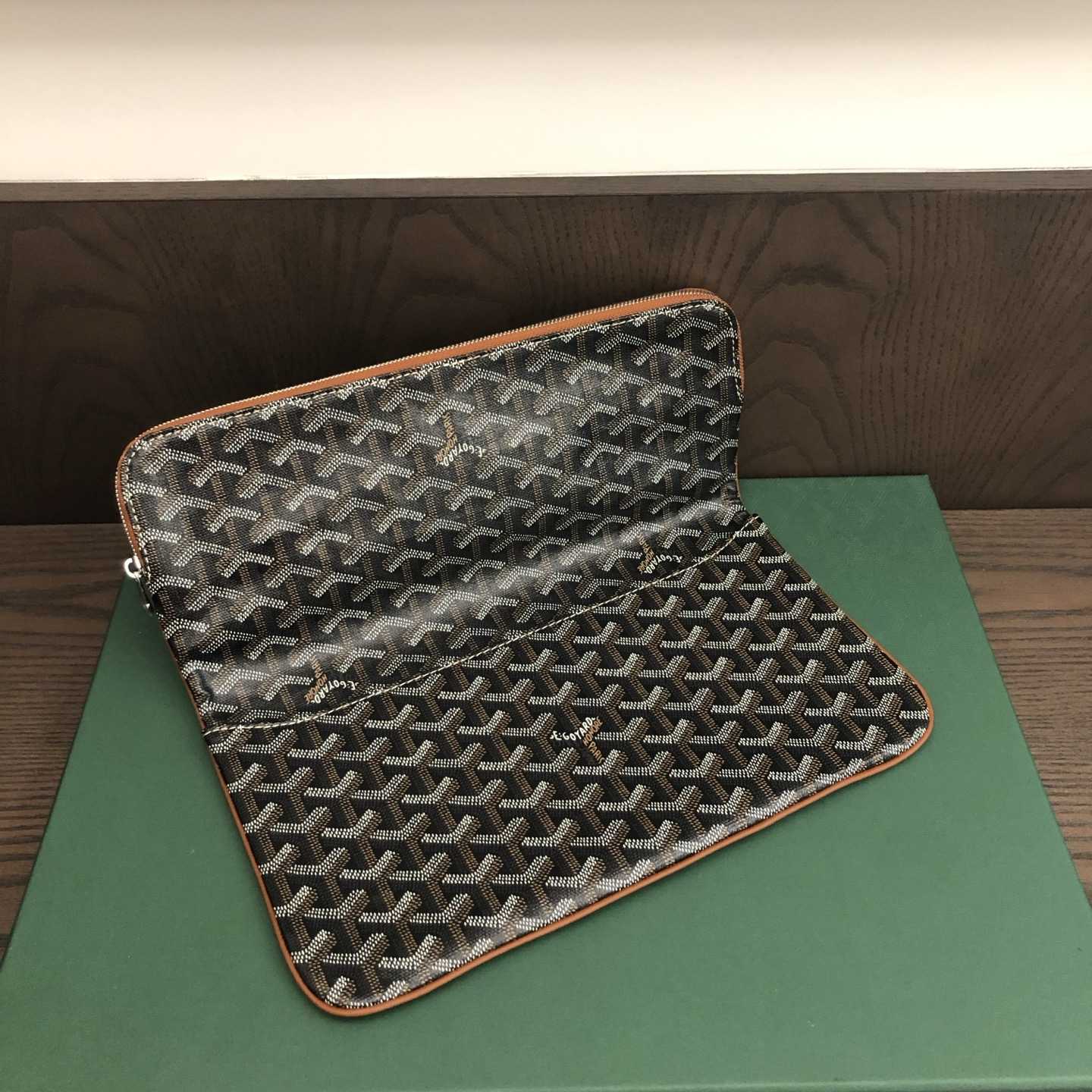 Goyard Sainte-Marie MM Clutch - DesignerGu