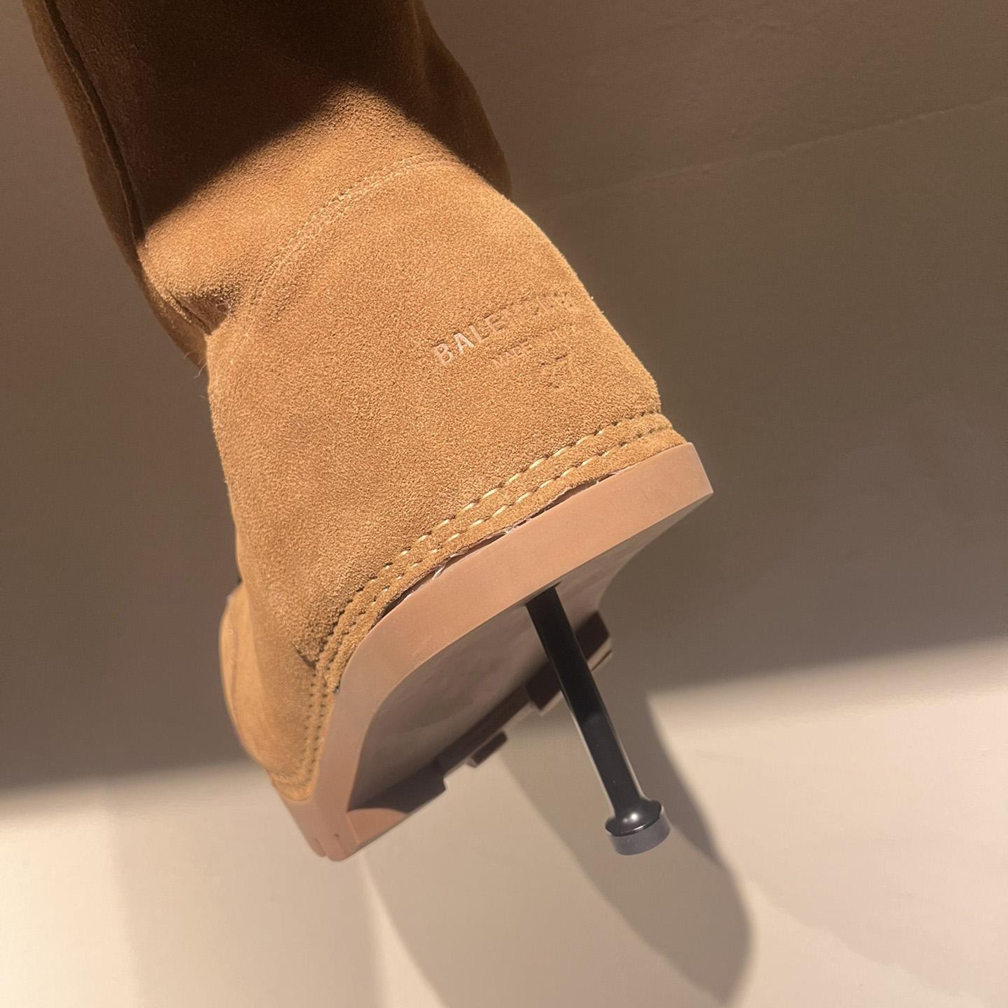 Balenciaga Alaska Fur High Boots - DesignerGu