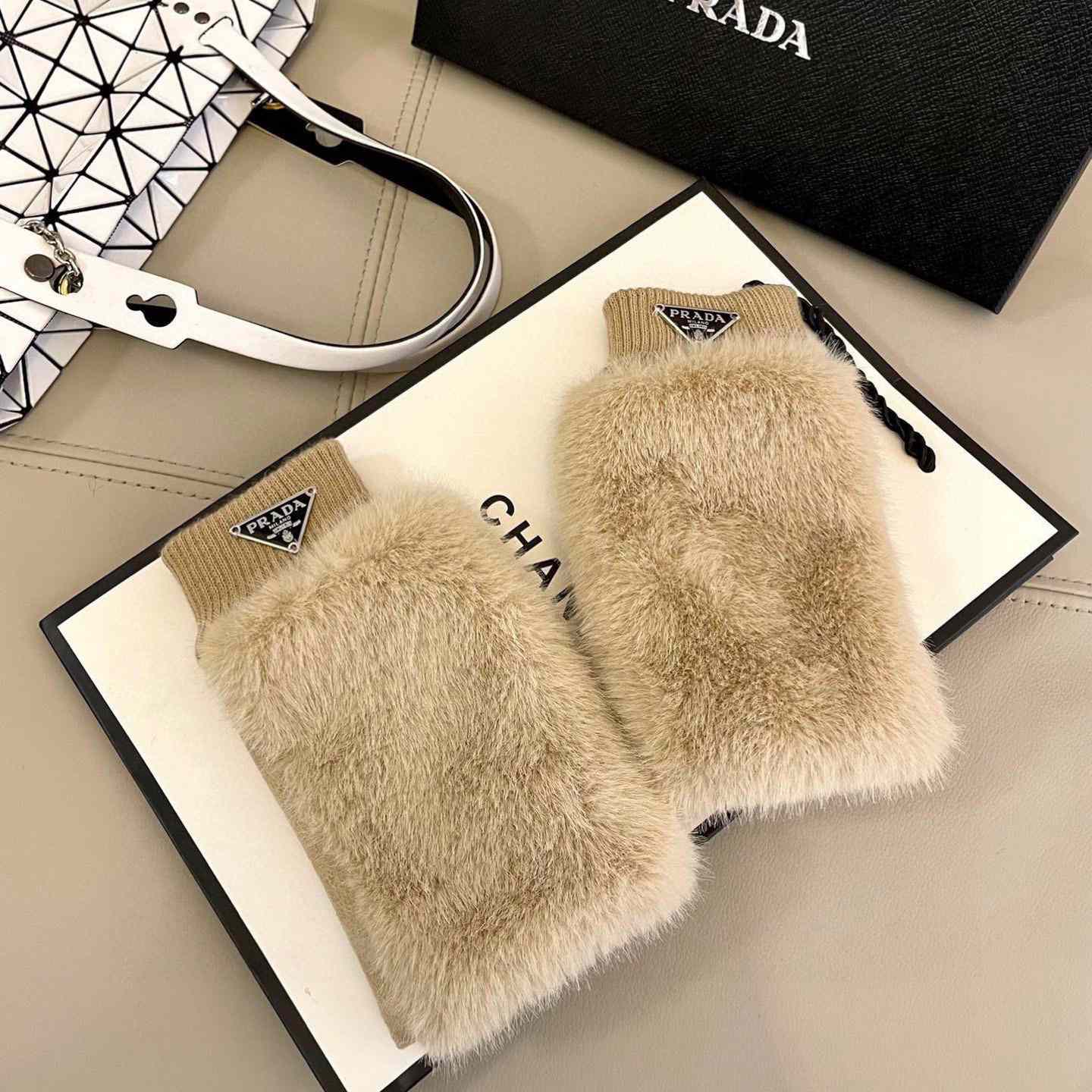 Prada Women's Gloves  - DesignerGu