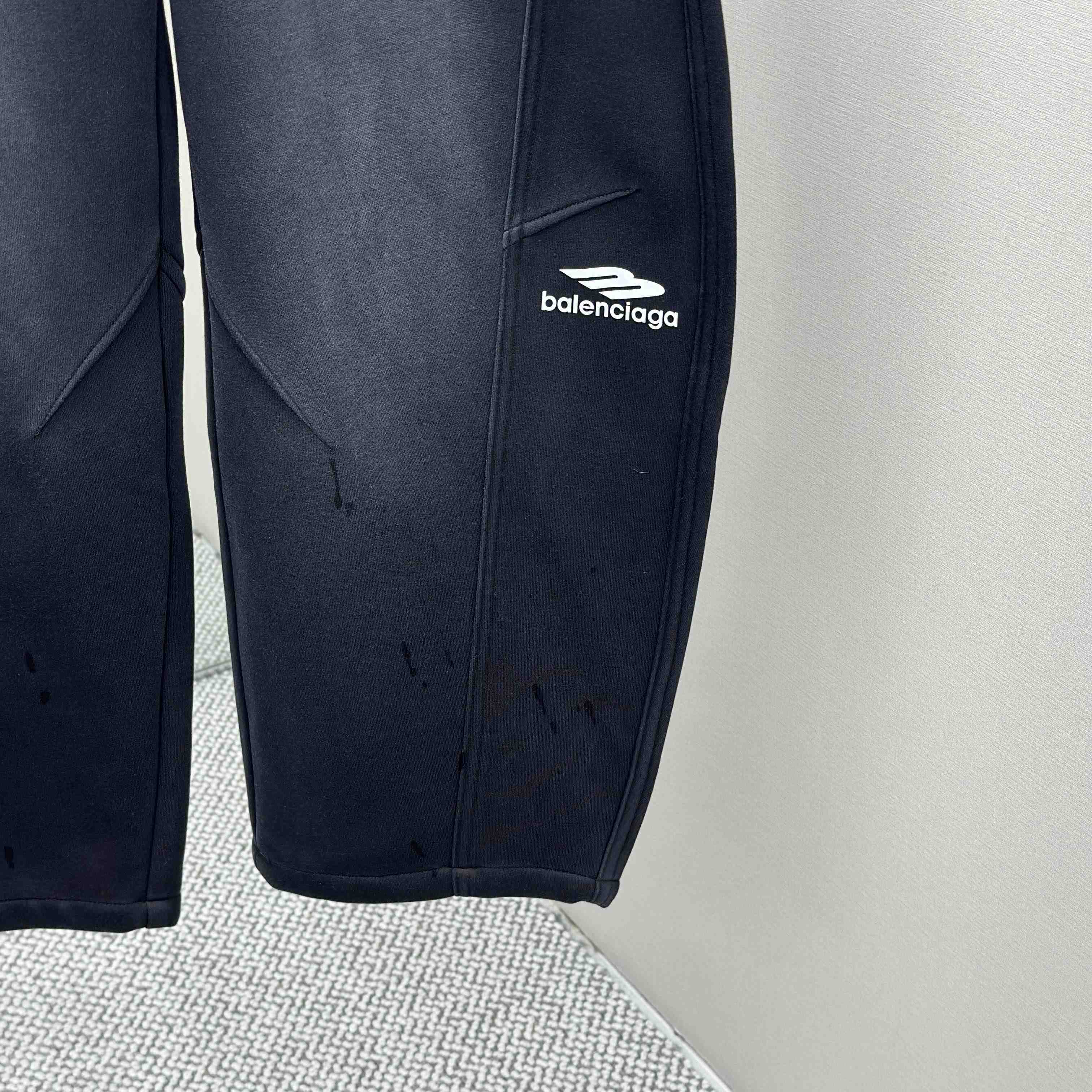 Balenciaga Track Pants  - DesignerGu