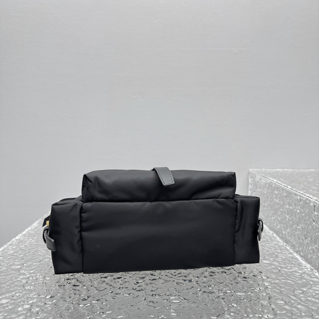 Prada Explore Medium Re-Nylon Shoulder Bag With Flap - DesignerGu