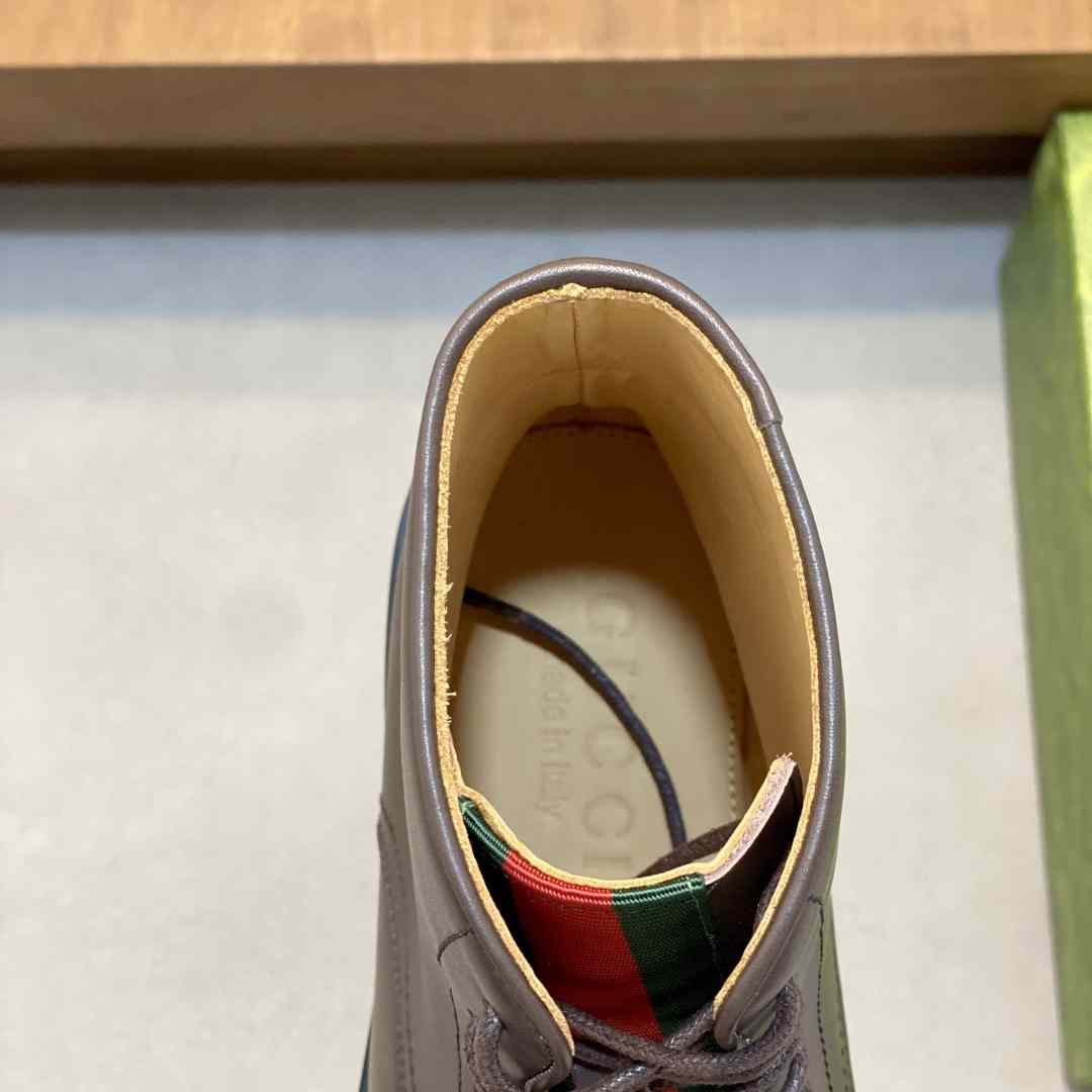 Gucci Men's Leather Lace-Up Boots - DesignerGu