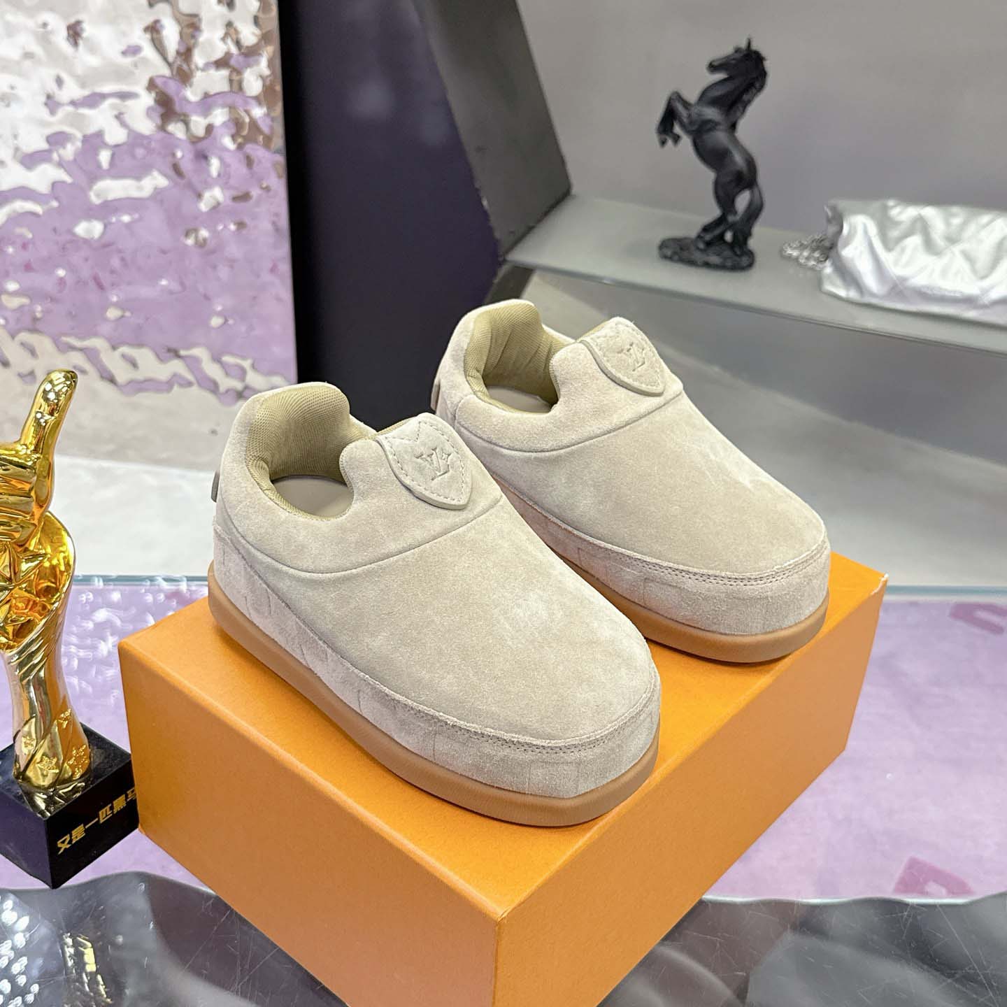 Louis Vuitton LV Yeti Slip On   1AIJD9 - DesignerGu