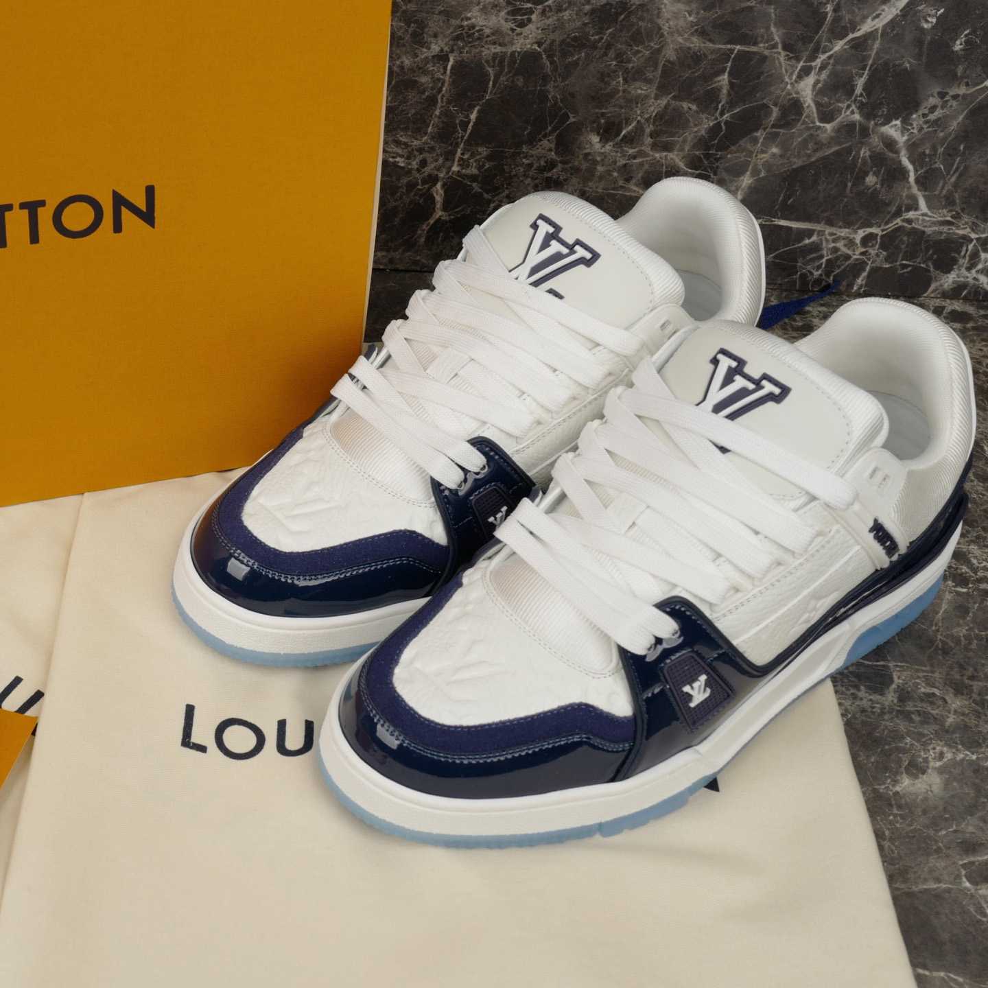 Louis Vuitton LV Trainer Sneaker   1AJ190 - DesignerGu