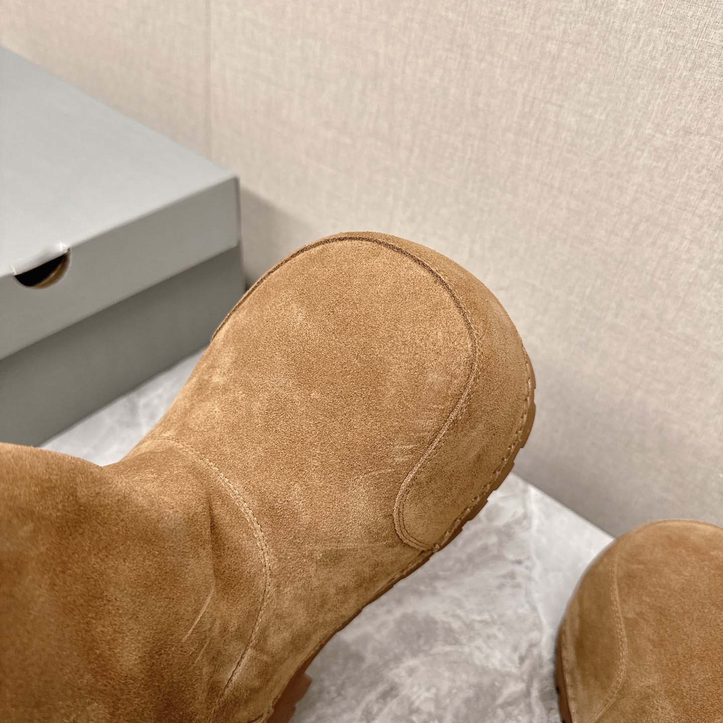 Balenciaga Alaska Fur High Boots - DesignerGu