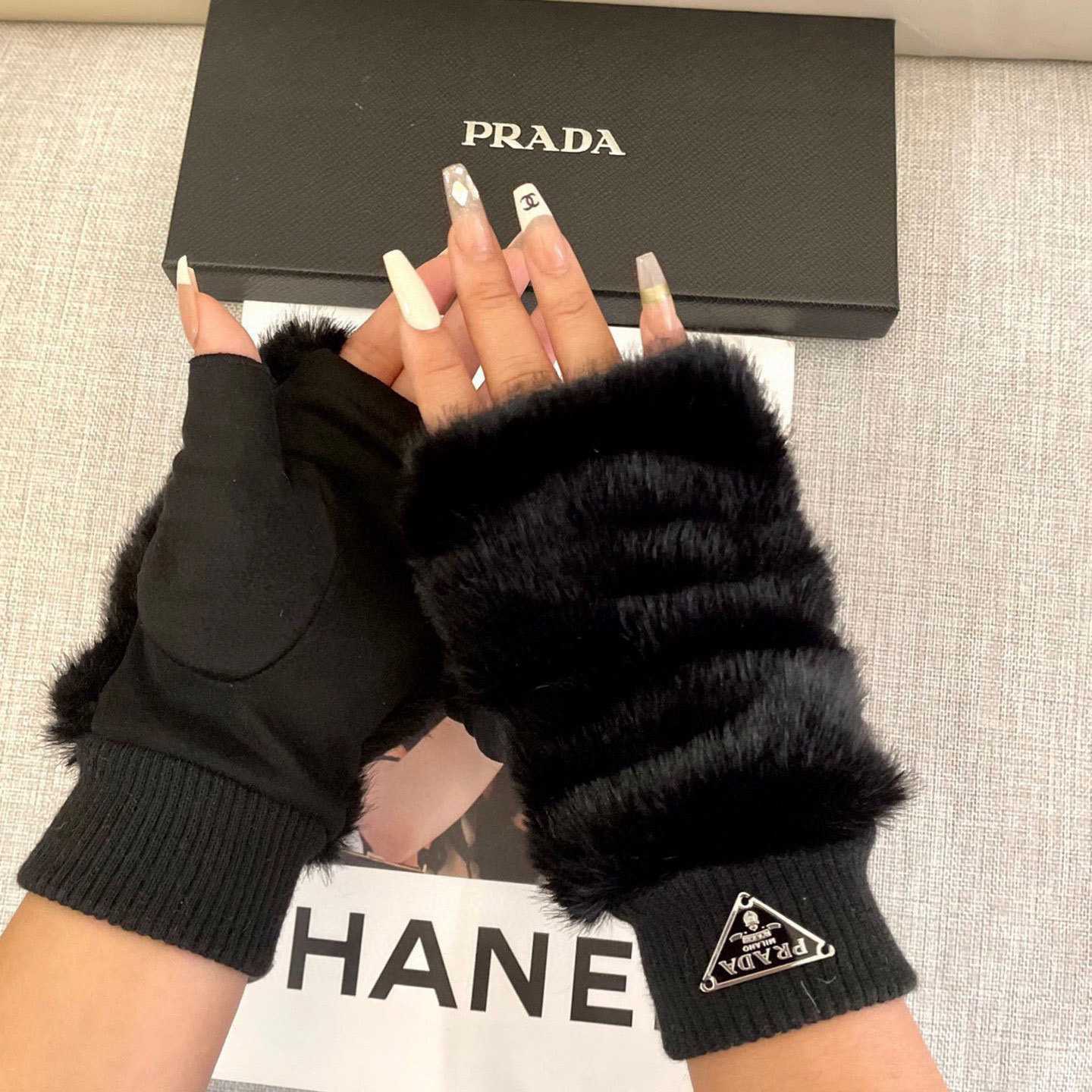 Prada Women's Gloves  - DesignerGu