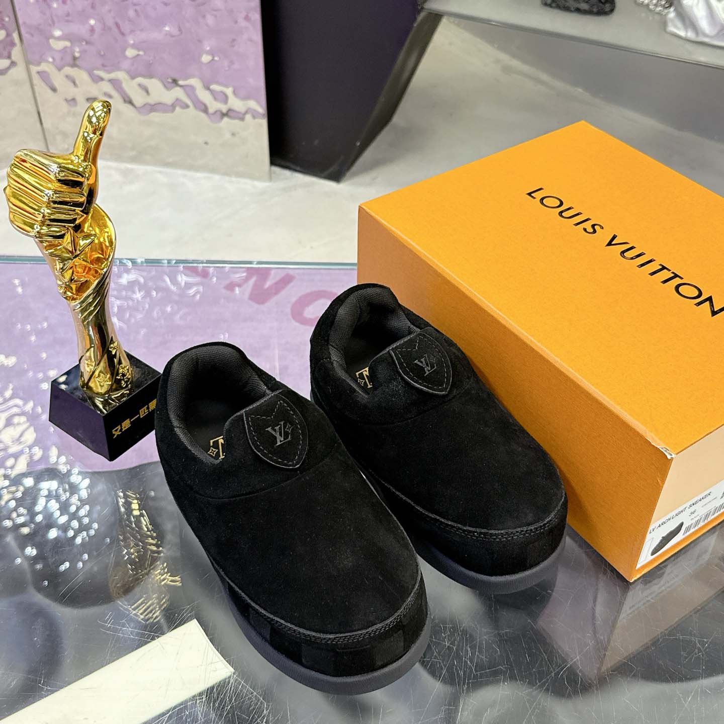 Louis Vuitton LV Yeti Slip On   1AIJCU - DesignerGu