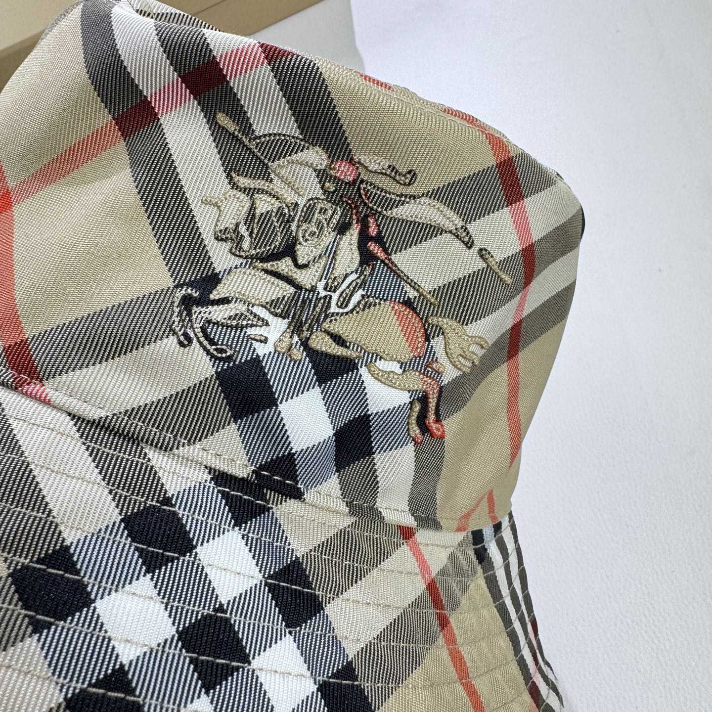 Burberry Bucket Hat - DesignerGu