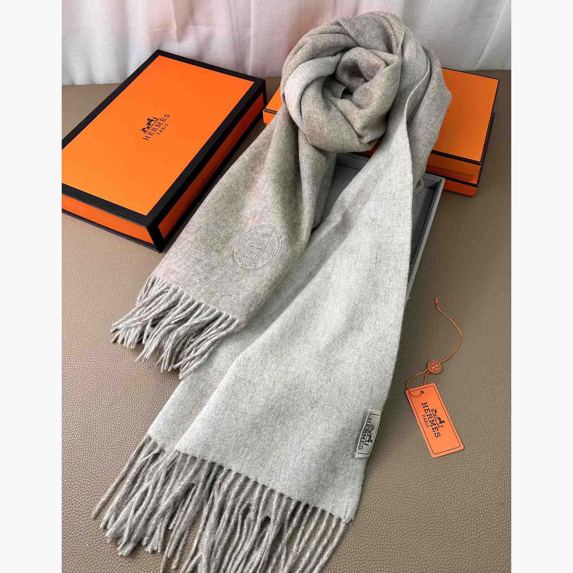 Hermès double-sided cashwool scarf - DesignerGu