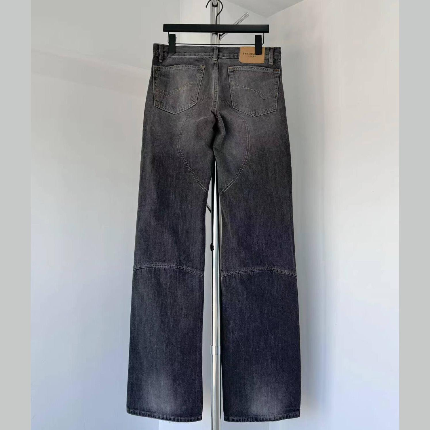 Balenciaga Fitted Low Rise Bootcut Jeans - DesignerGu
