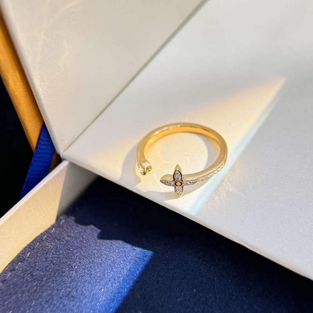 Louis Vuitton Idylle Blossom Single Ring - DesignerGu
