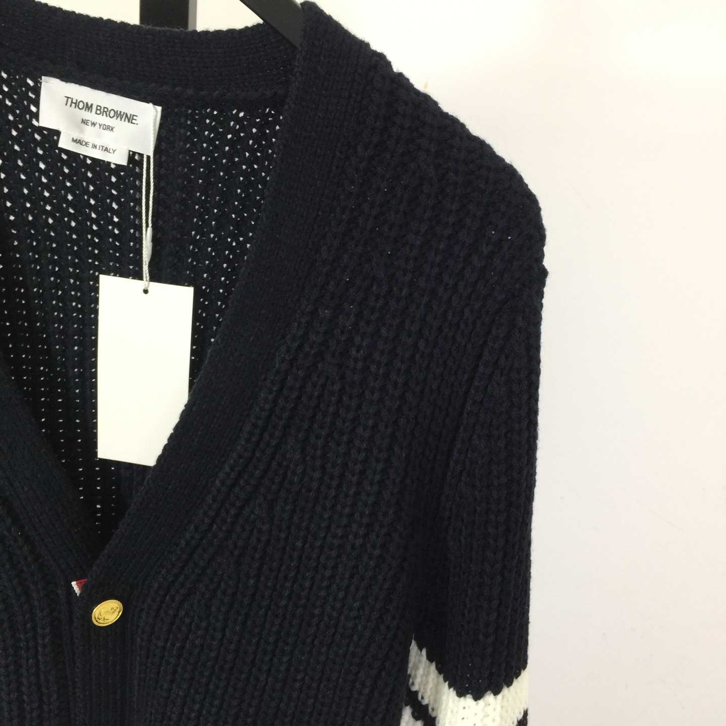 Thom Browne 4-Bar Cardigan - DesignerGu