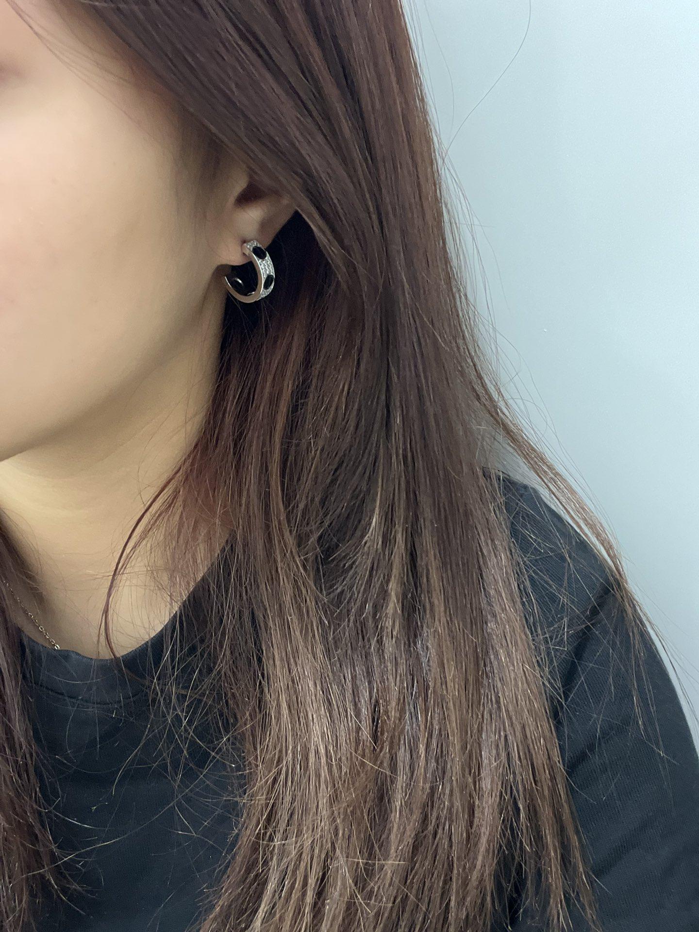 Cartier Love Diamond Ceramic Earrings - DesignerGu