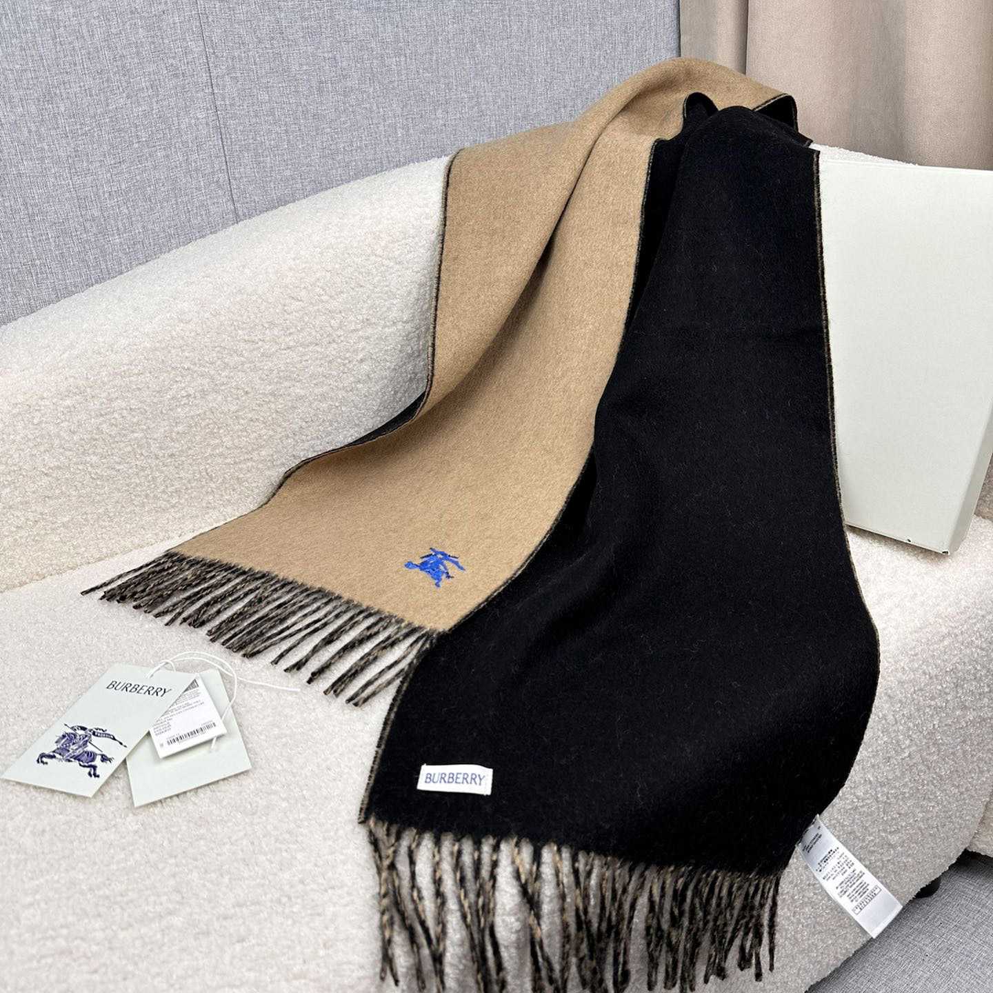 Burberry Reversible Cashmere Scarf - DesignerGu