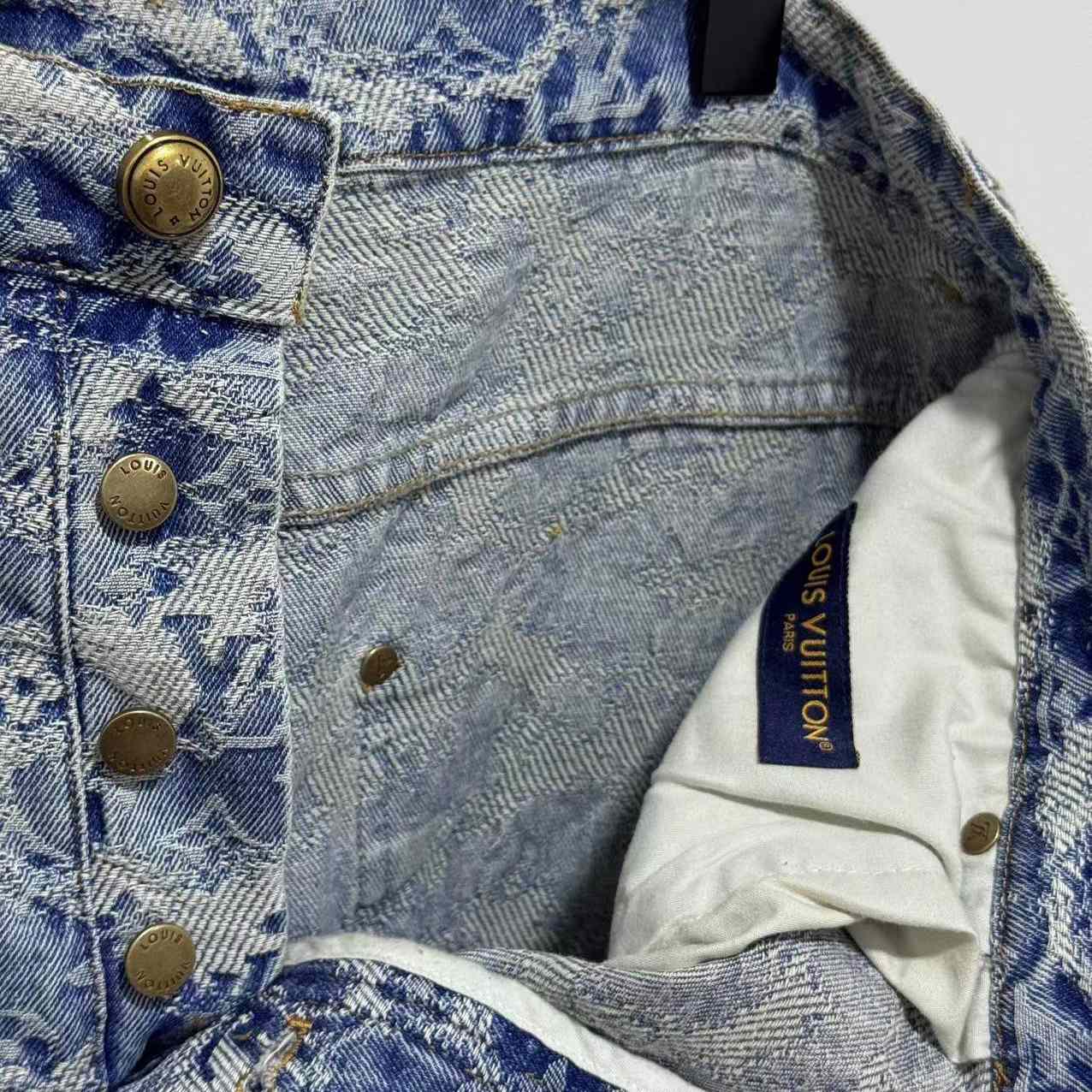 Louis Vuitton Monogram Denim Jeans - DesignerGu