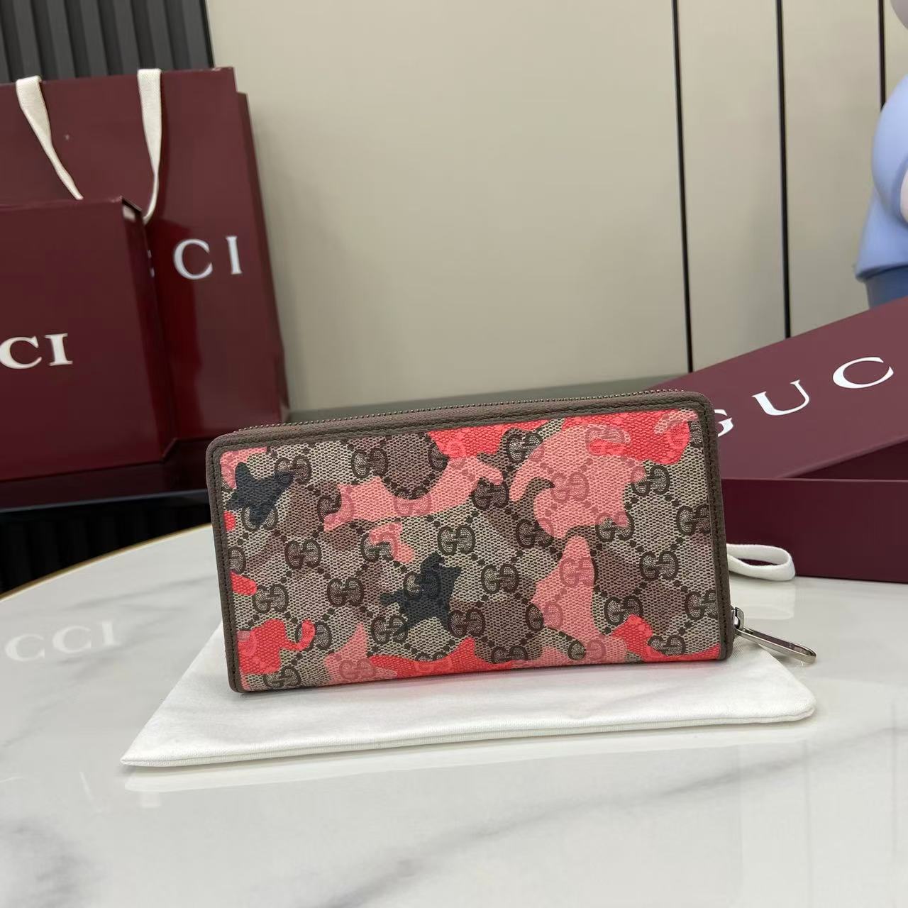 Gucci GG zip-around Wallet - DesignerGu
